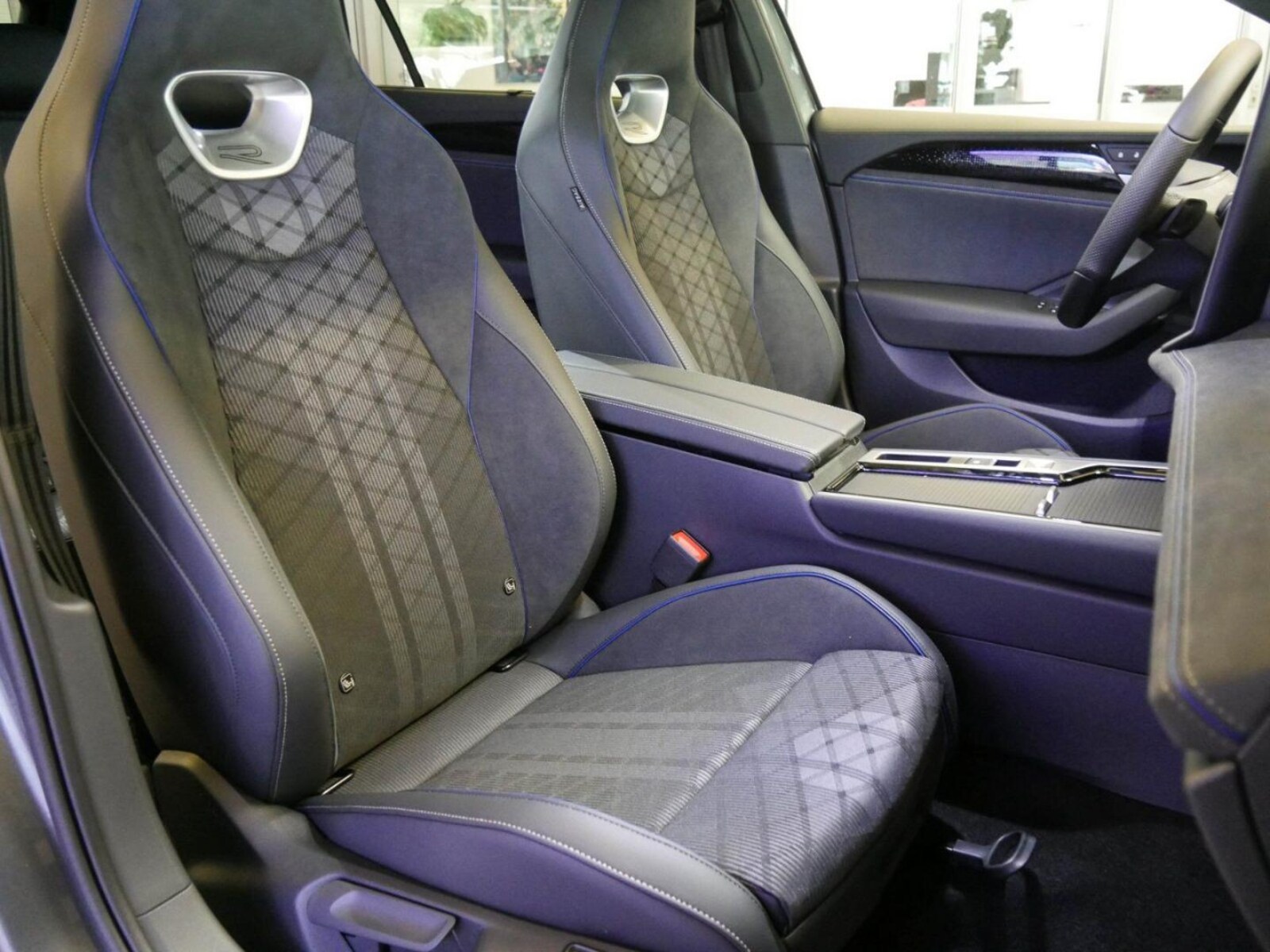 Volkswagen Passat – Bild 6