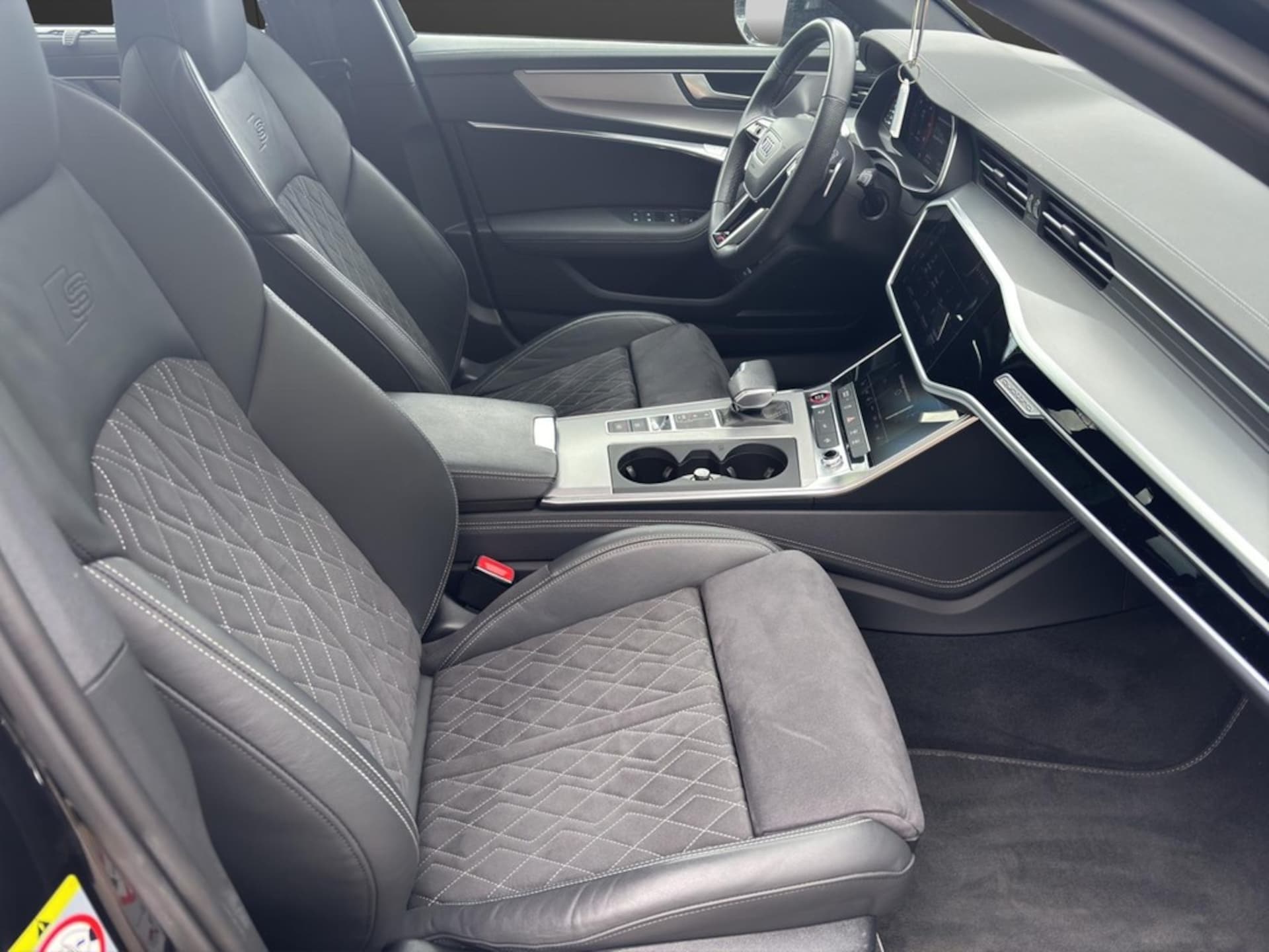 Audi S6 Avant