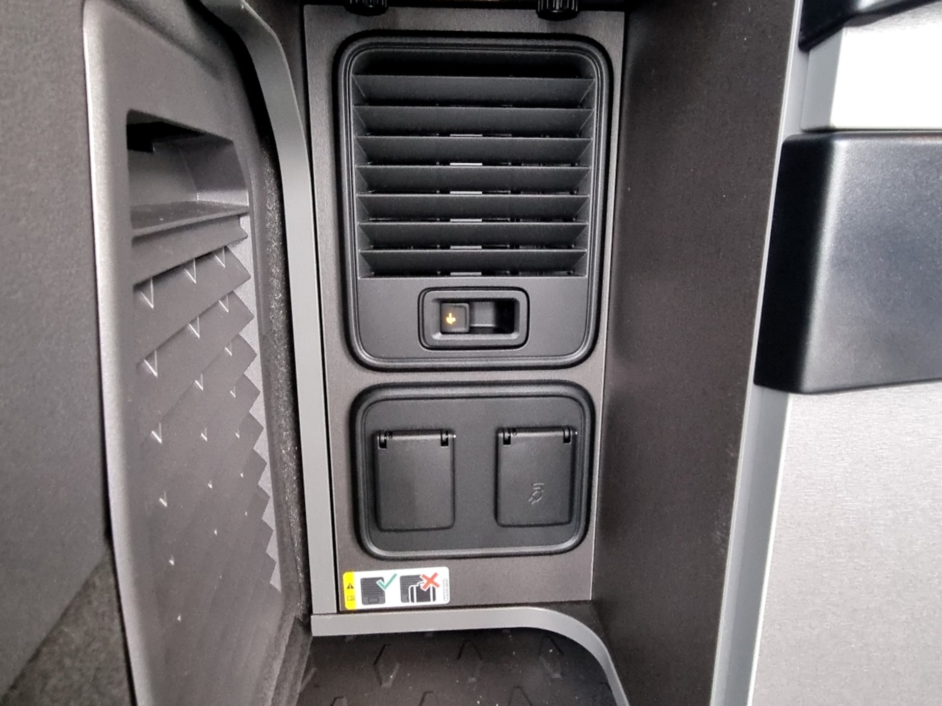 Volkswagen California Beach Camper