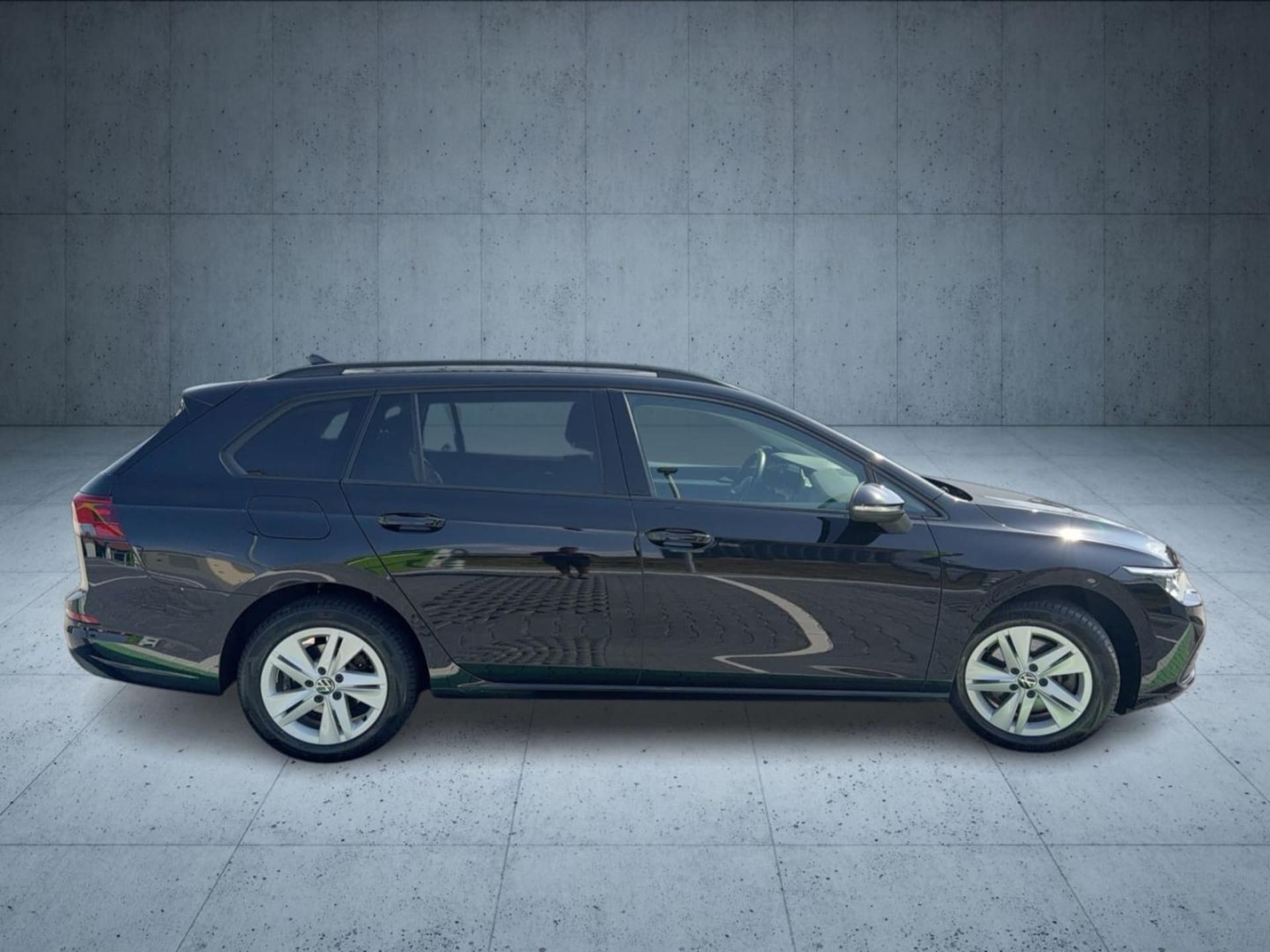Volkswagen Golf Variant Life