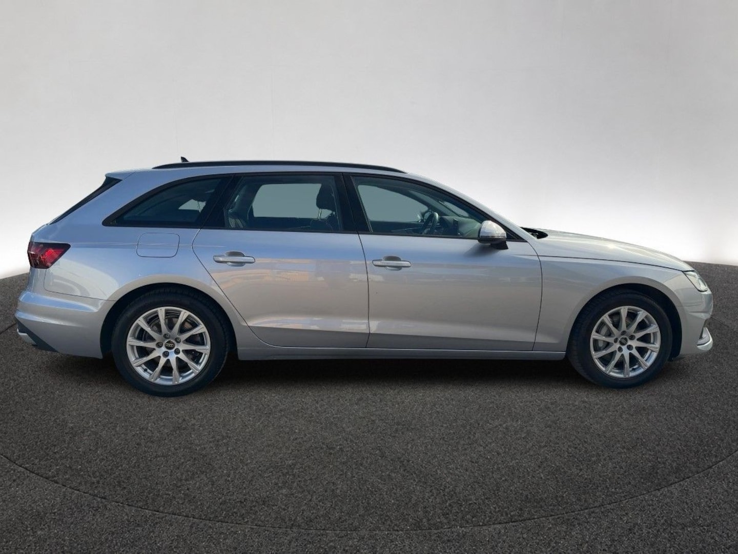 Bild über Audi A4 Avant 40 TDI quattro S tronic - für weitere Informationen kontaktieren Sie den Audi Partner