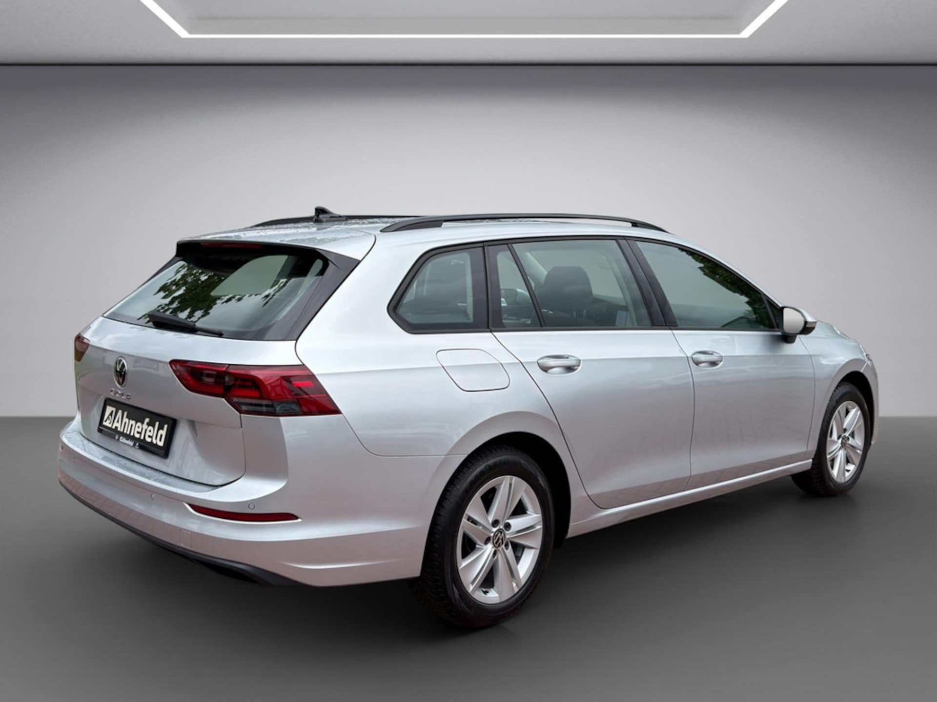 Volkswagen Golf Variant Life