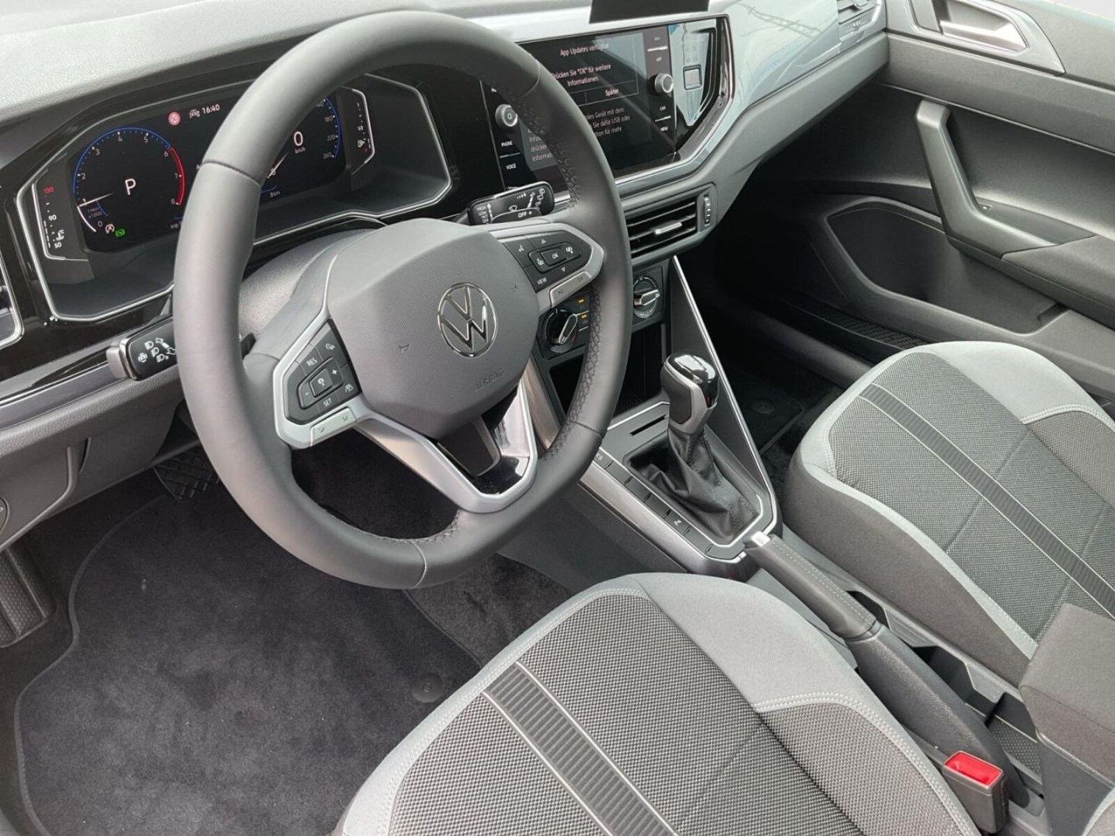Volkswagen Polo – Bild 11