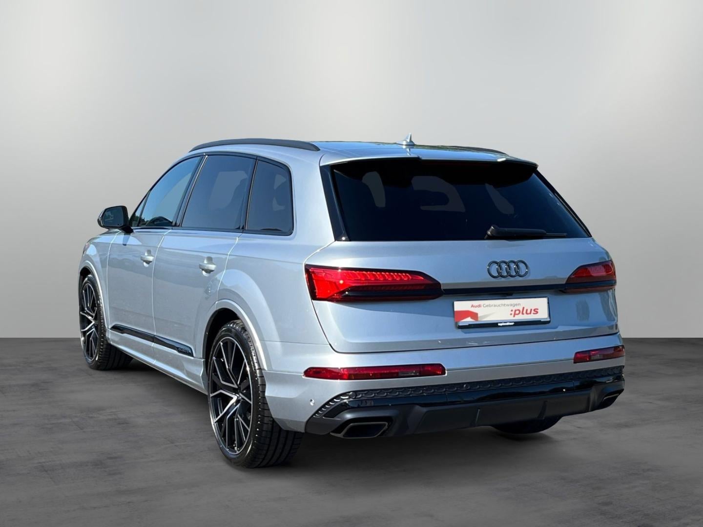 Image about Audi Q7 SUV S line 50 TDI quattro tiptronic