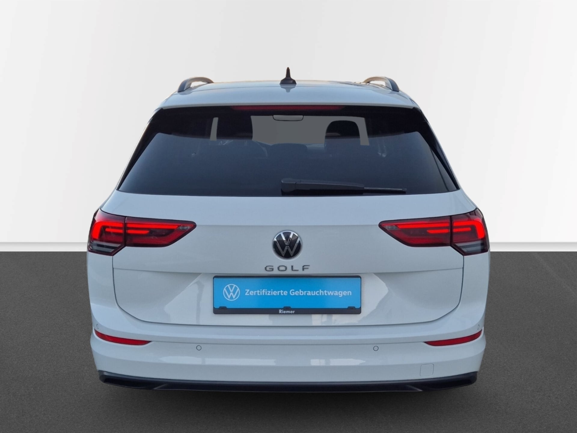 Volkswagen Golf Variant Life