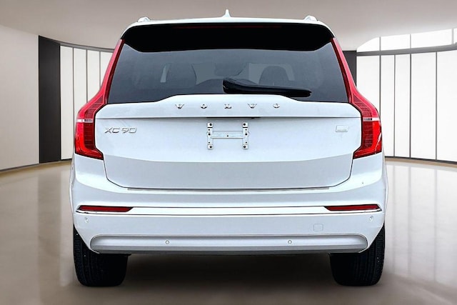 2022 Volvo XC90 Recharge Plug-In Hybrid