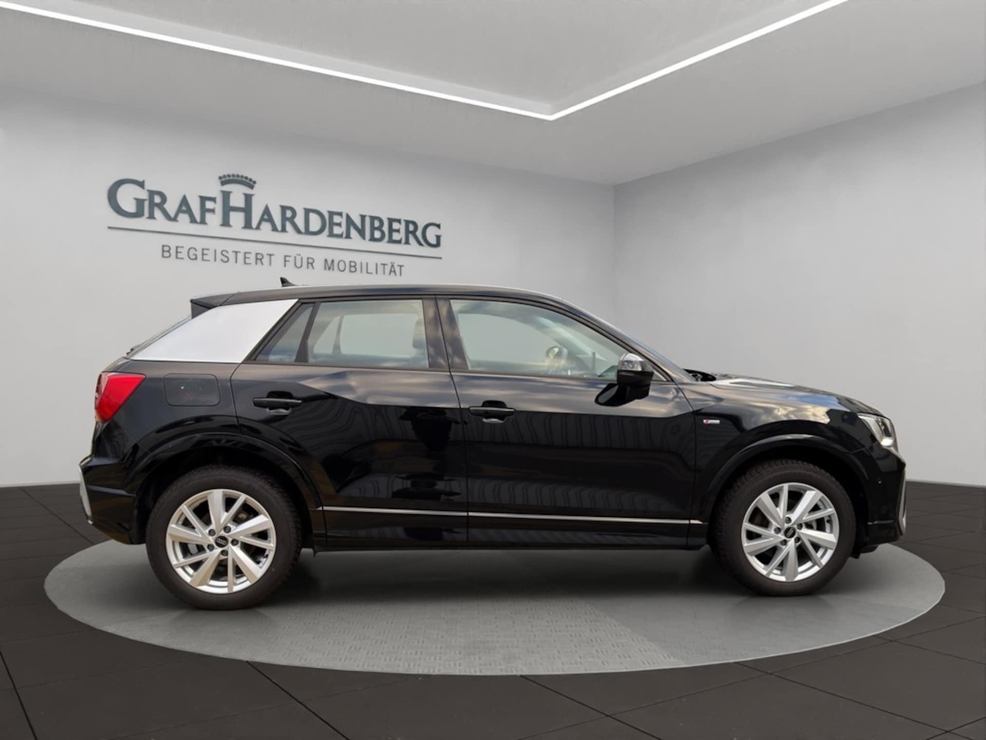 Audi Q2 S line