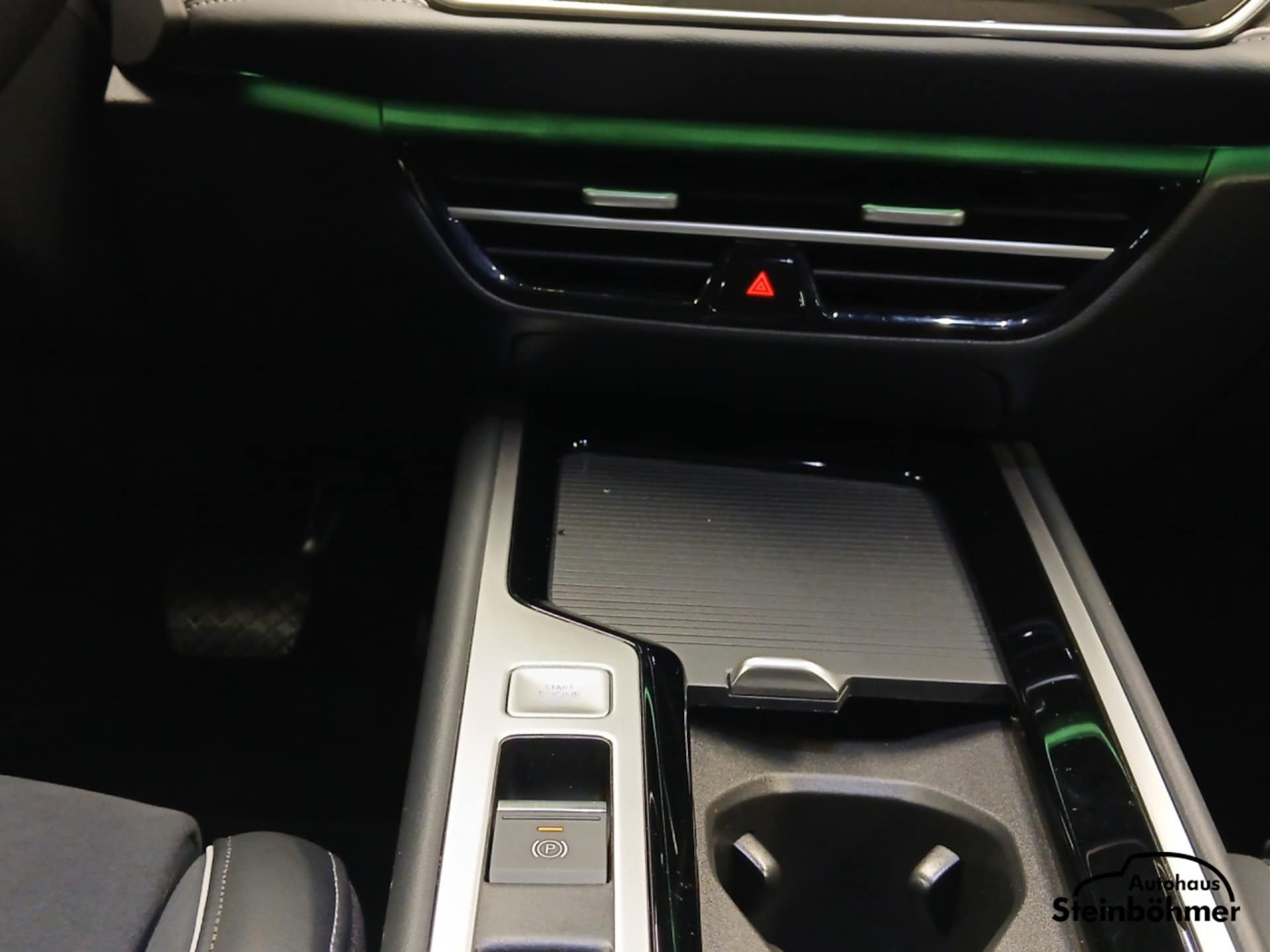 Volkswagen Passat Elegance