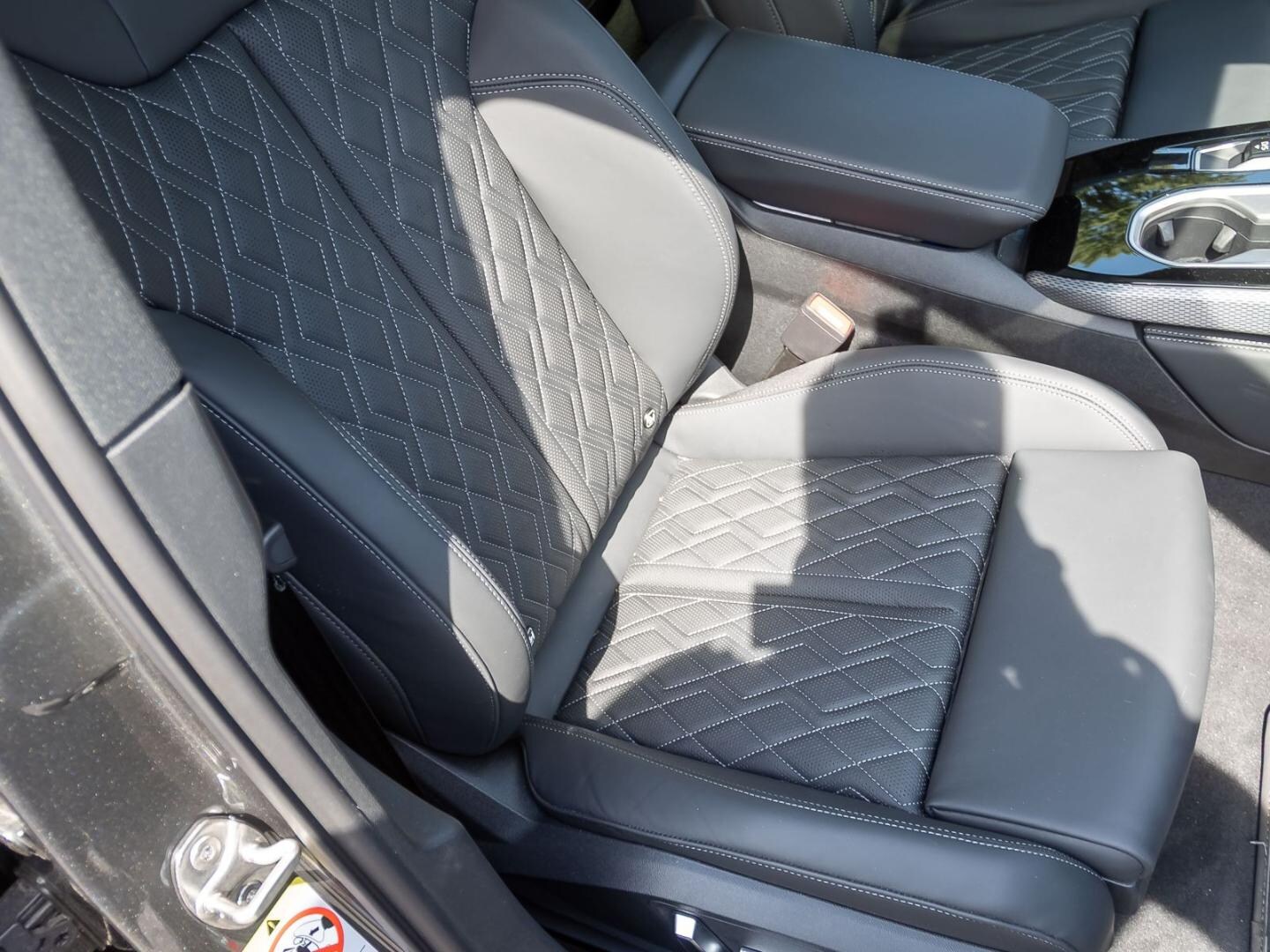 Bild über Audi A6 Avant edition one TDI quattro 220 kW S tronic - für weitere Informationen kontaktieren Sie den Audi Partner