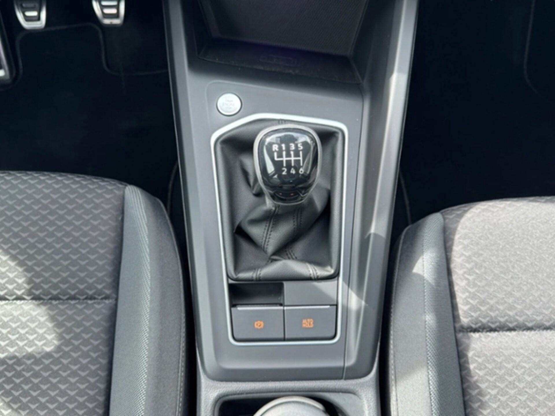 Volkswagen Golf Active