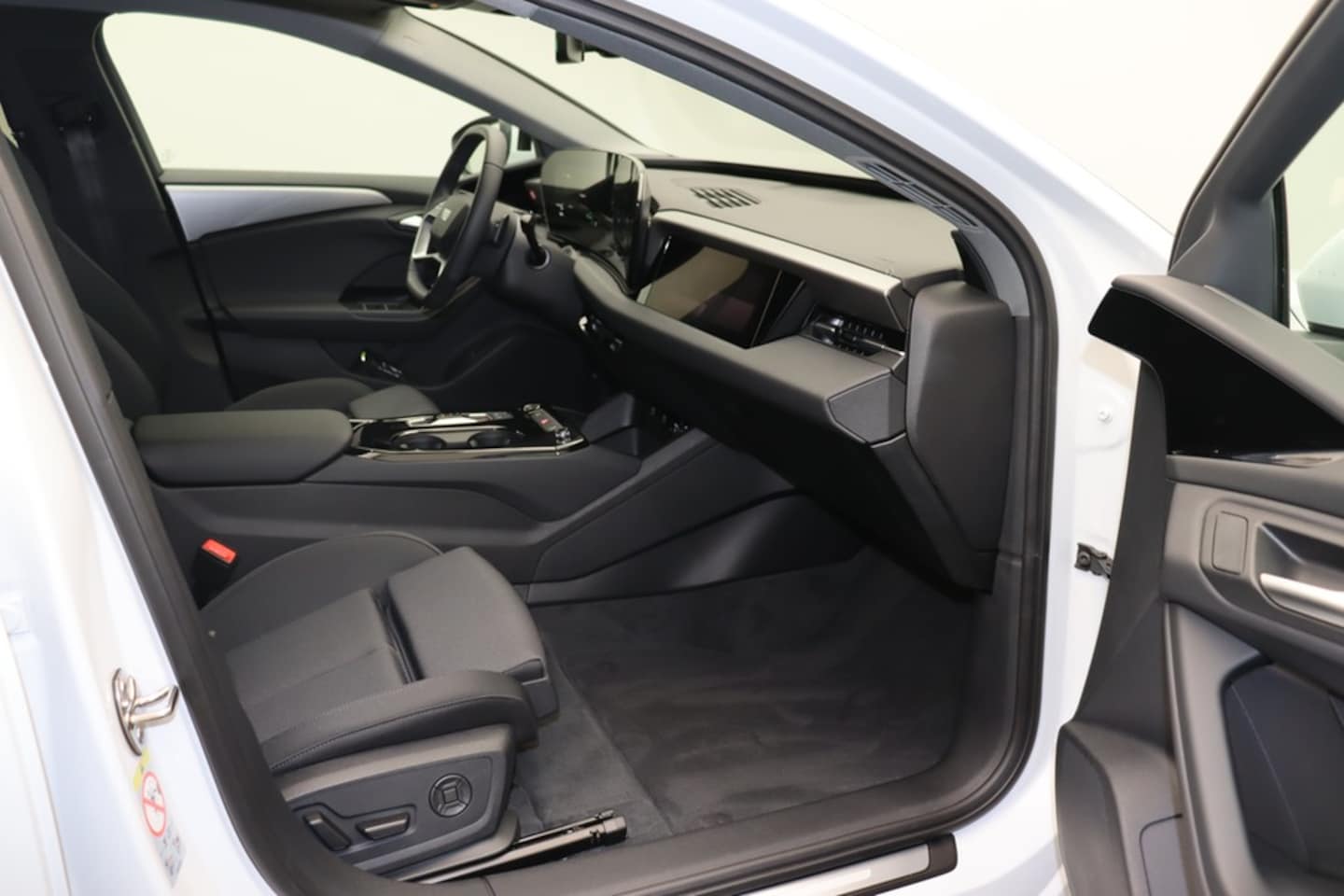 Bild über Audi A6 Sportback e-tron e-tron - für weitere Informationen kontaktieren Sie den Audi Partner