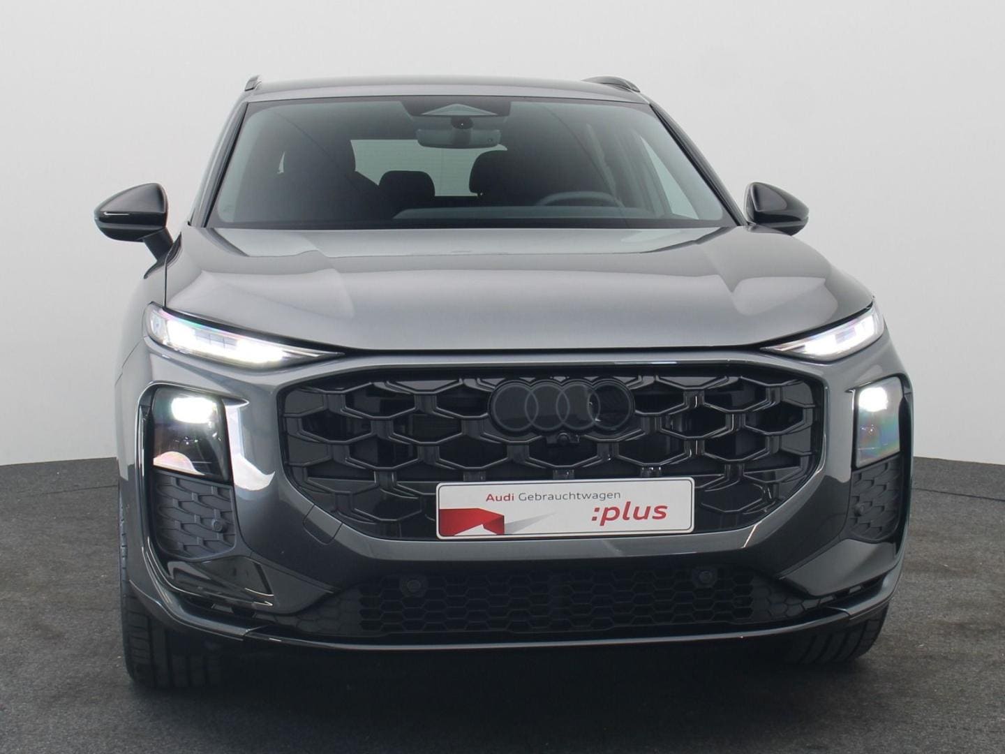 Bild über Audi Q3 SUV TFSI 110 kW S tronic - für weitere Informationen kontaktieren Sie den Audi Partner
