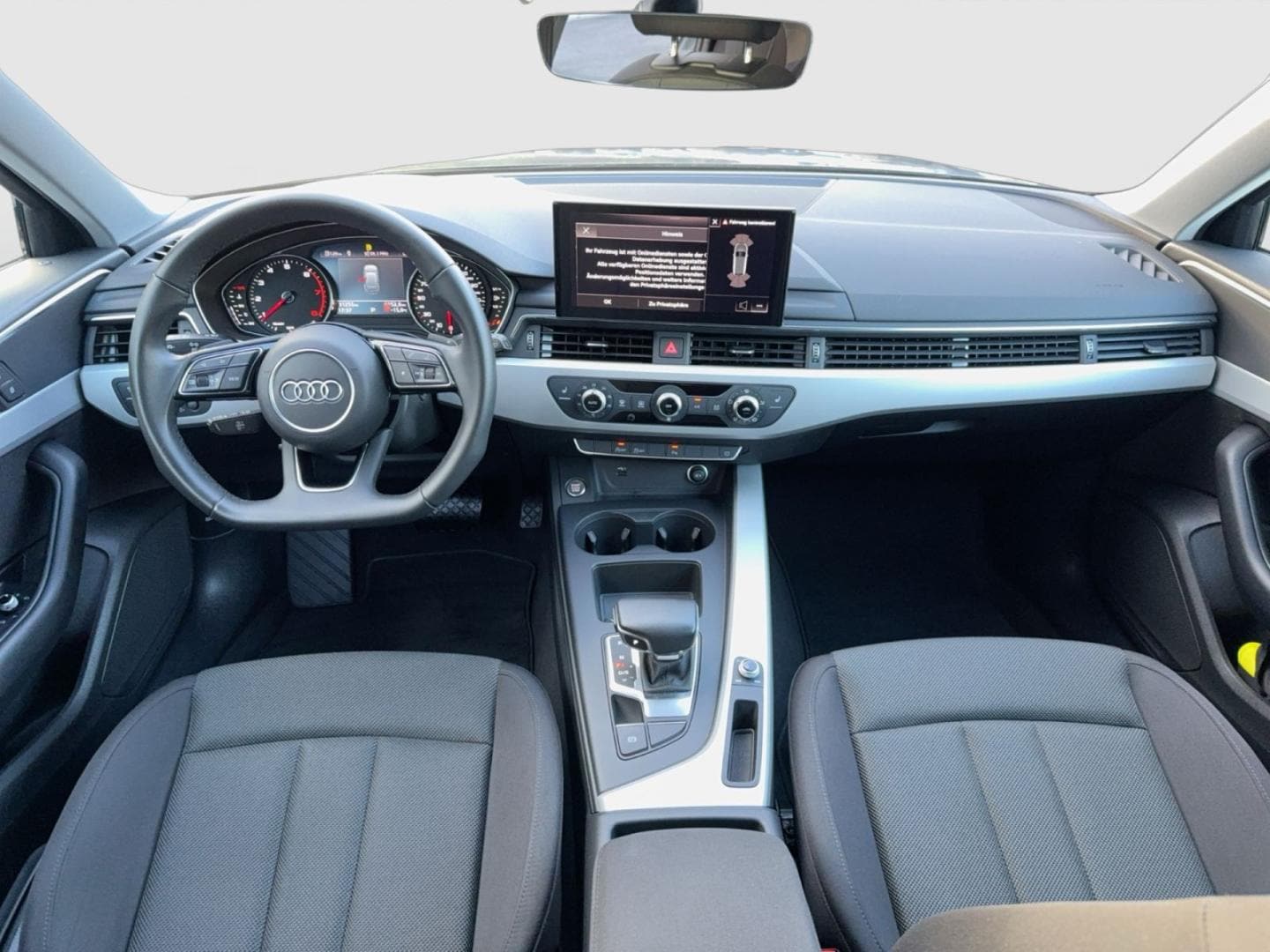 Bild über Audi A4 Avant S line 35 TFSI S tronic - für weitere Informationen kontaktieren Sie den Audi Partner