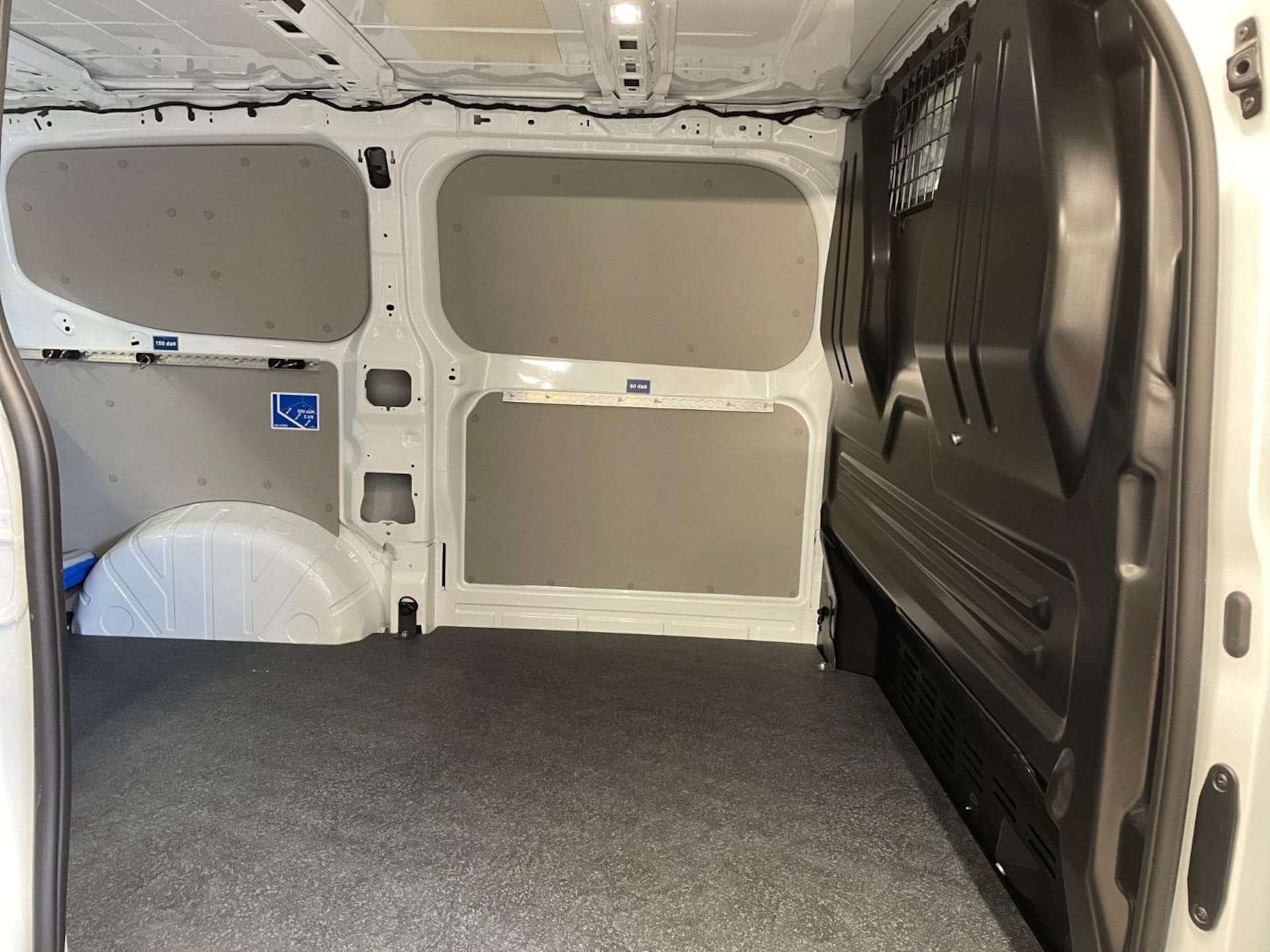 Volkswagen Transporter Kasten kurzer Radstand