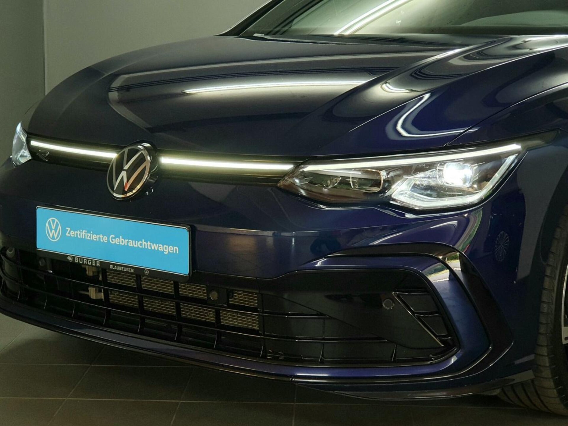 Volkswagen Golf R-Line