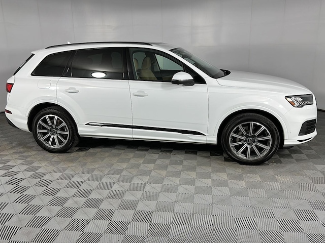 2023 Audi Q7