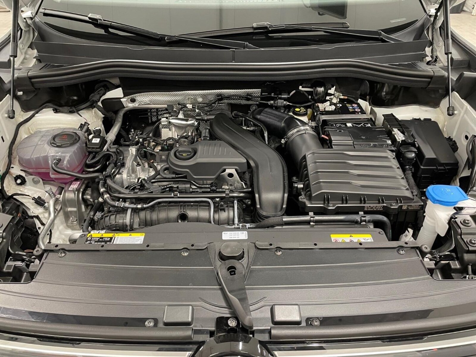 Volkswagen Tiguan – Bild 8
