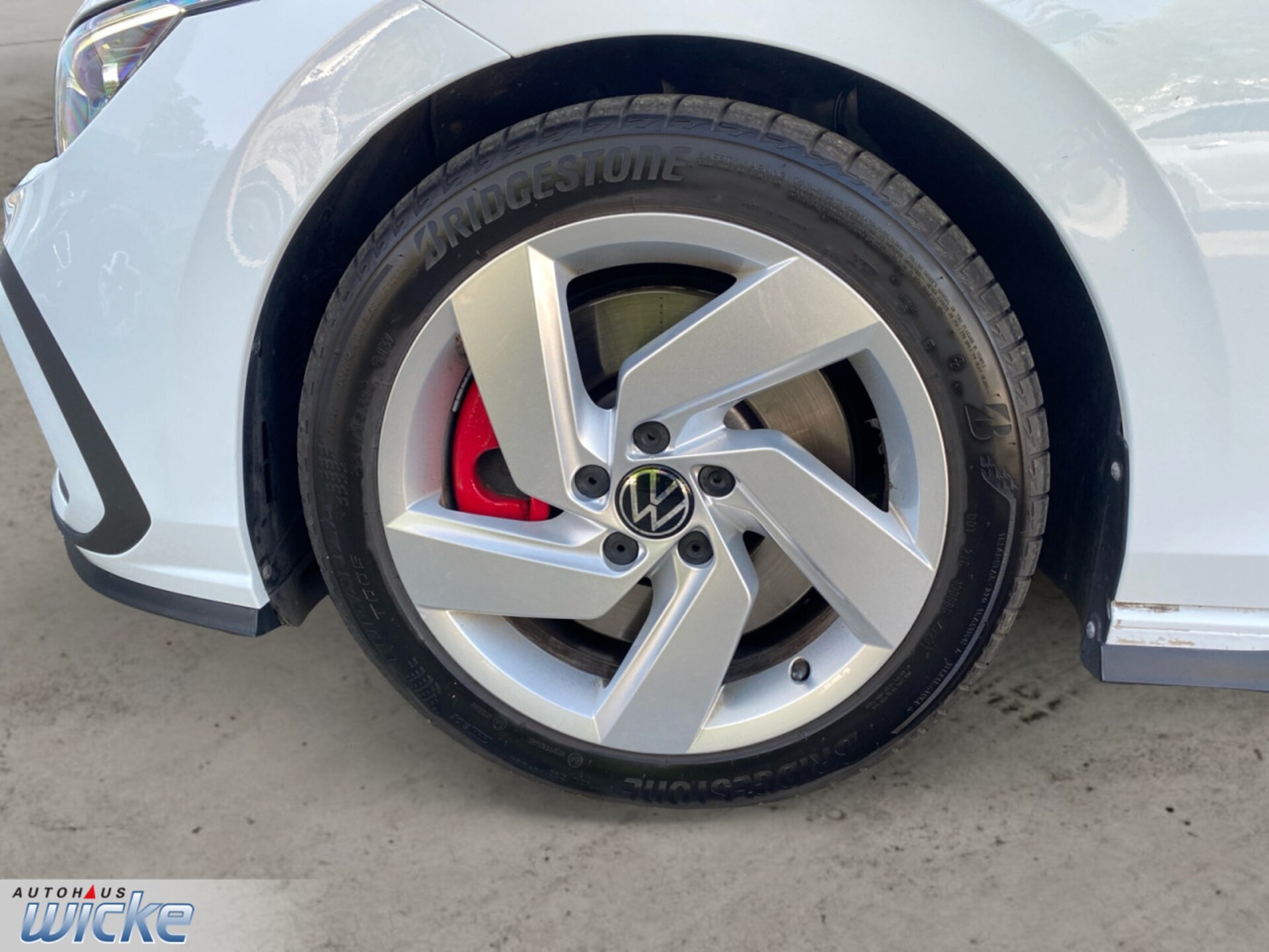 Volkswagen Golf GTI