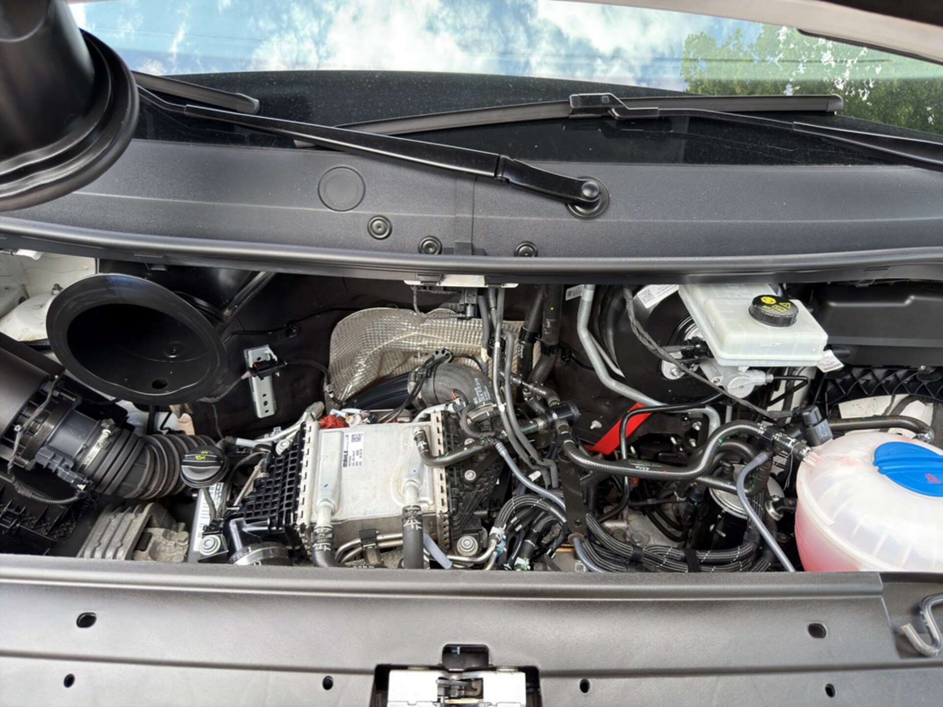 Volkswagen Crafter Kasten langer Radstand