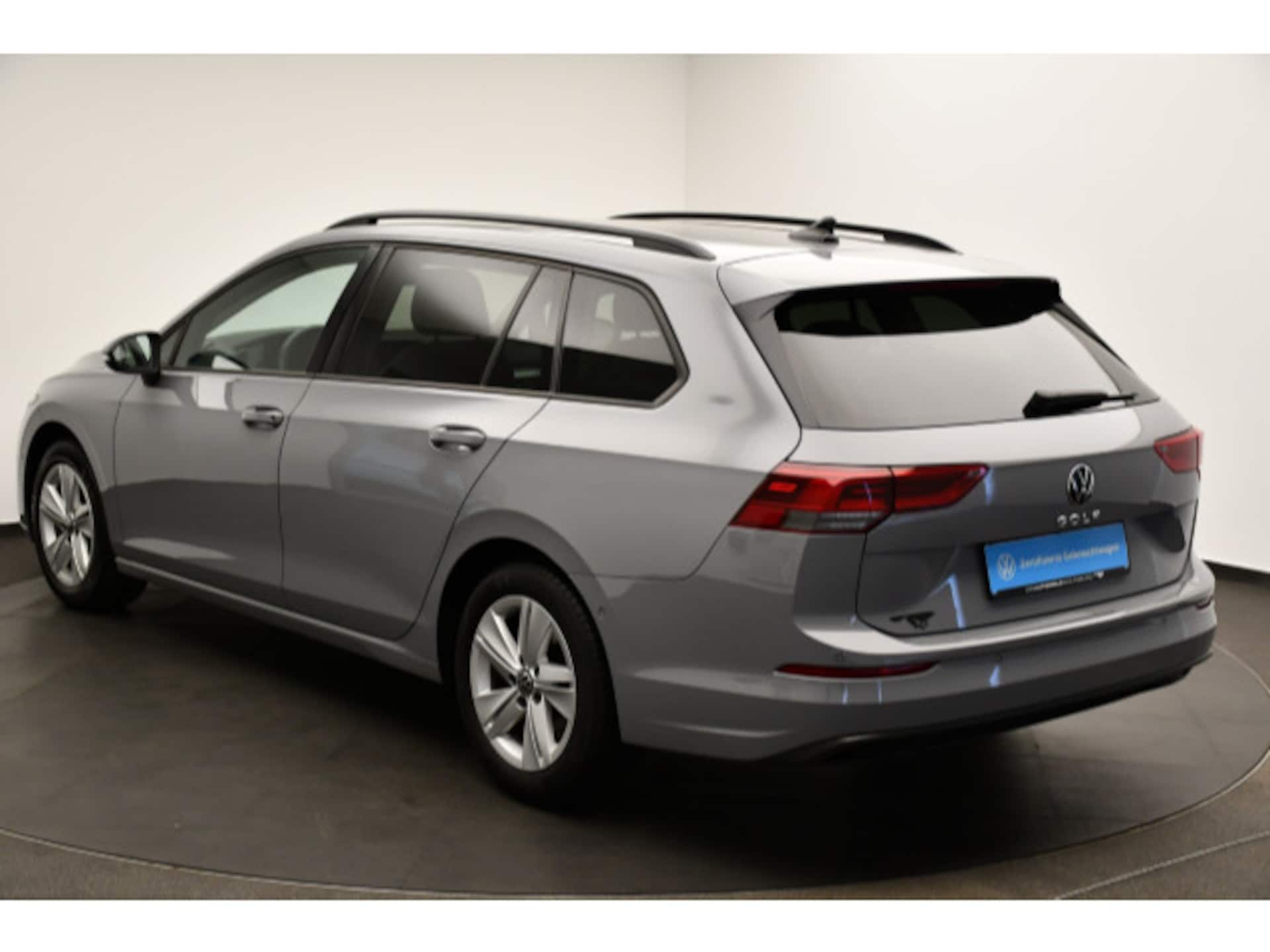 Volkswagen Golf Variant Life