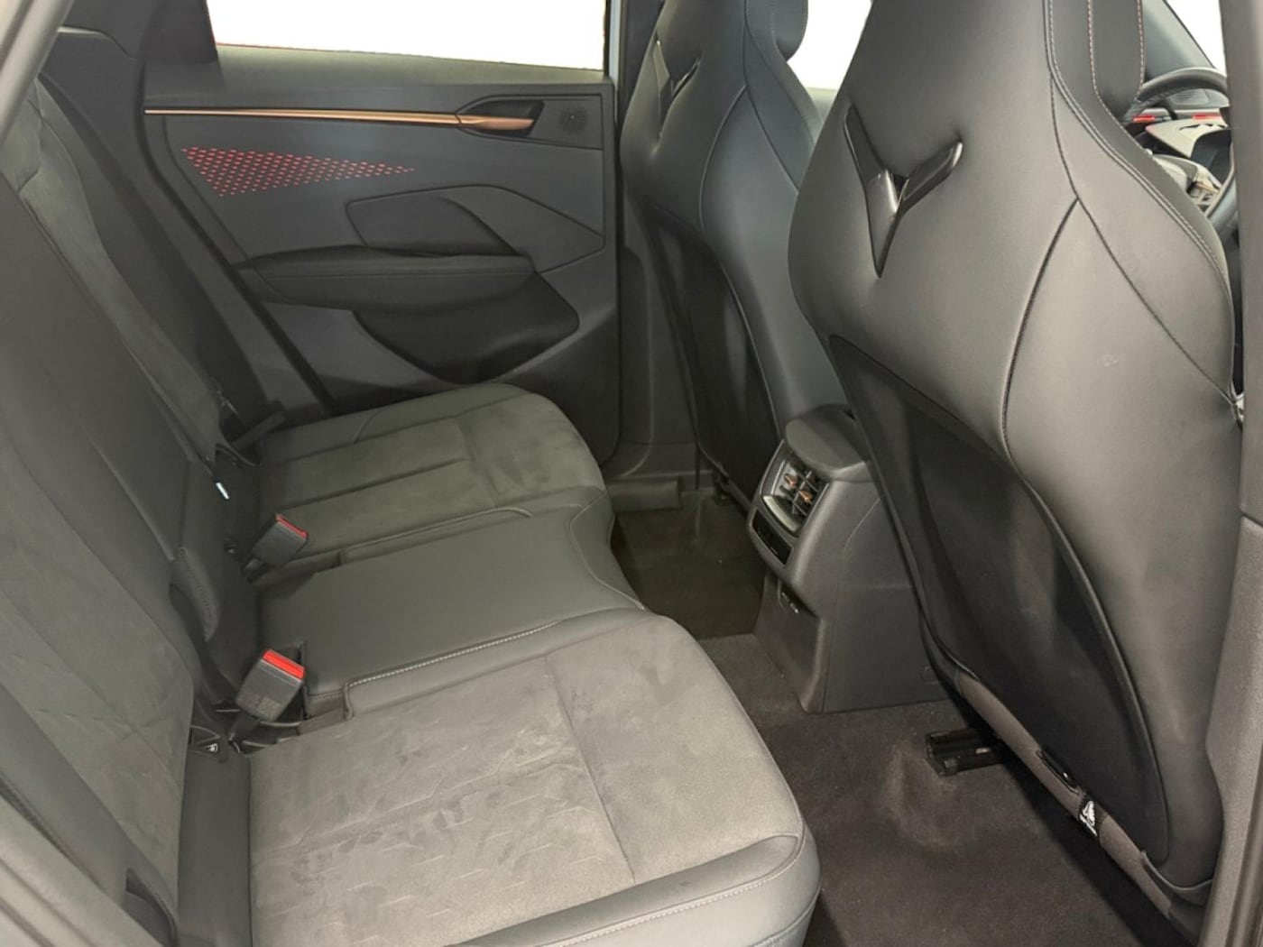 CUPRA Terramar 1.5 eTSI DSG 110 kW (150 CV) — photo 6