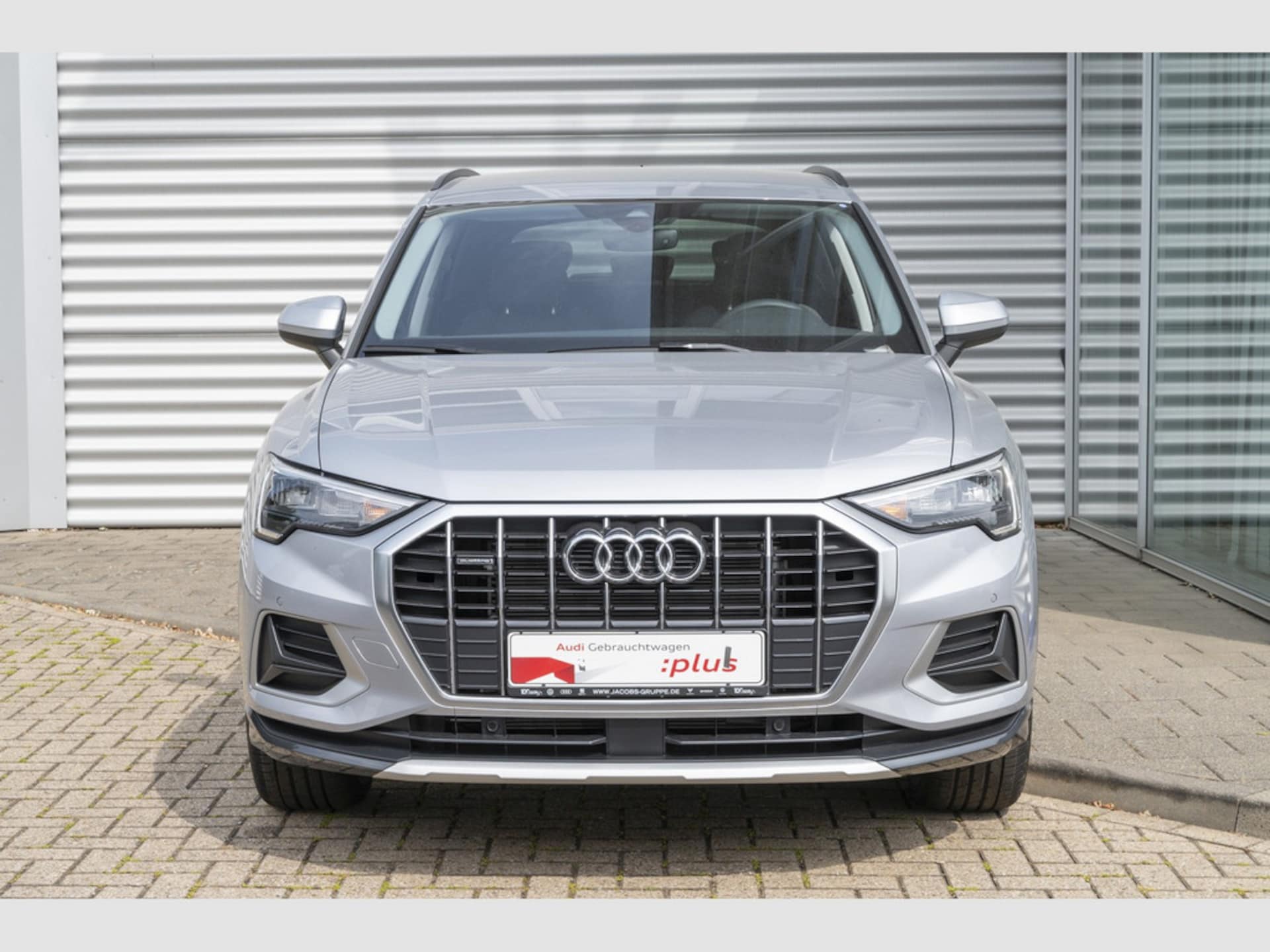 Audi Q3 SUV advanced