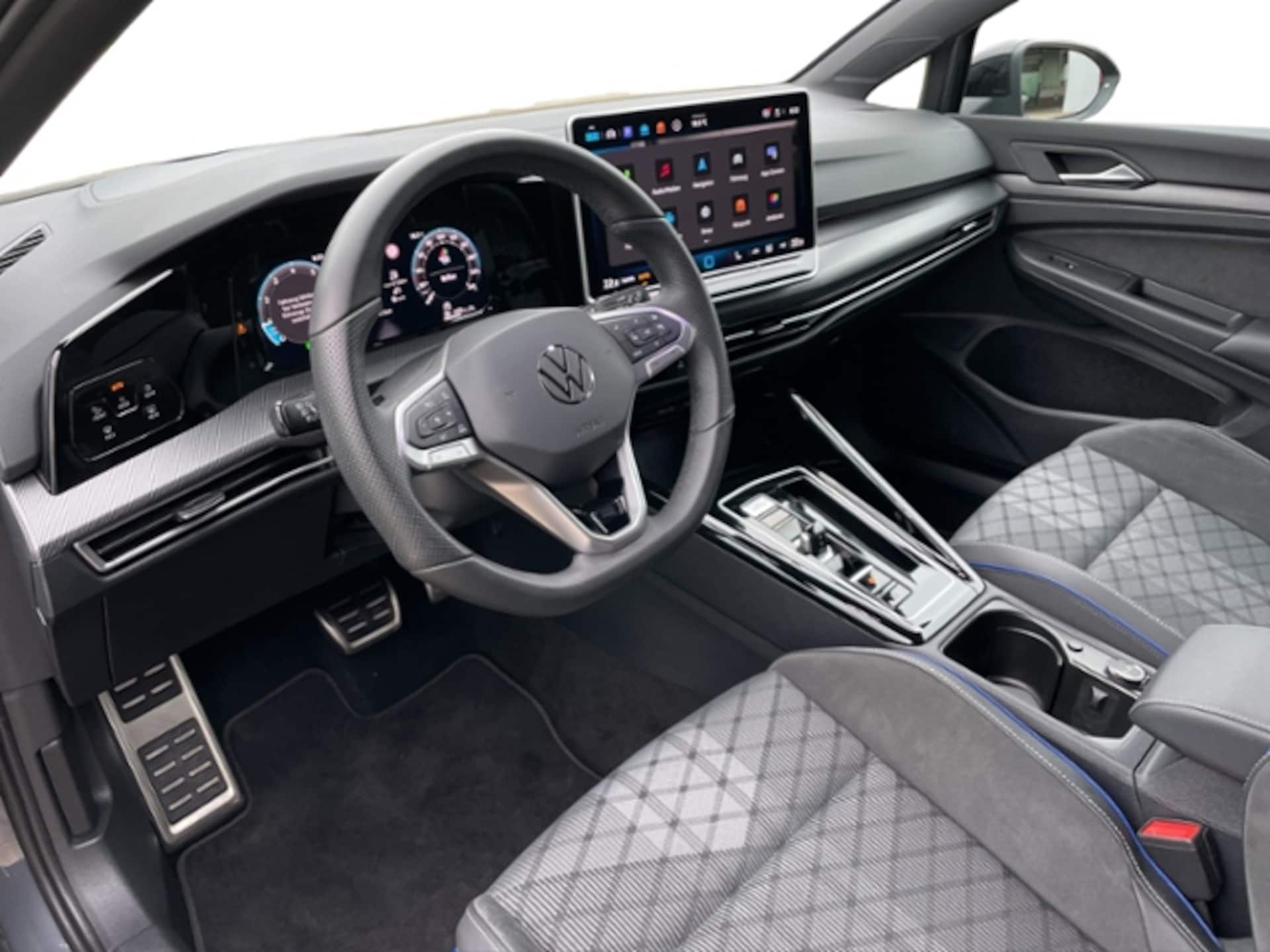 Volkswagen Golf Variant R-Line