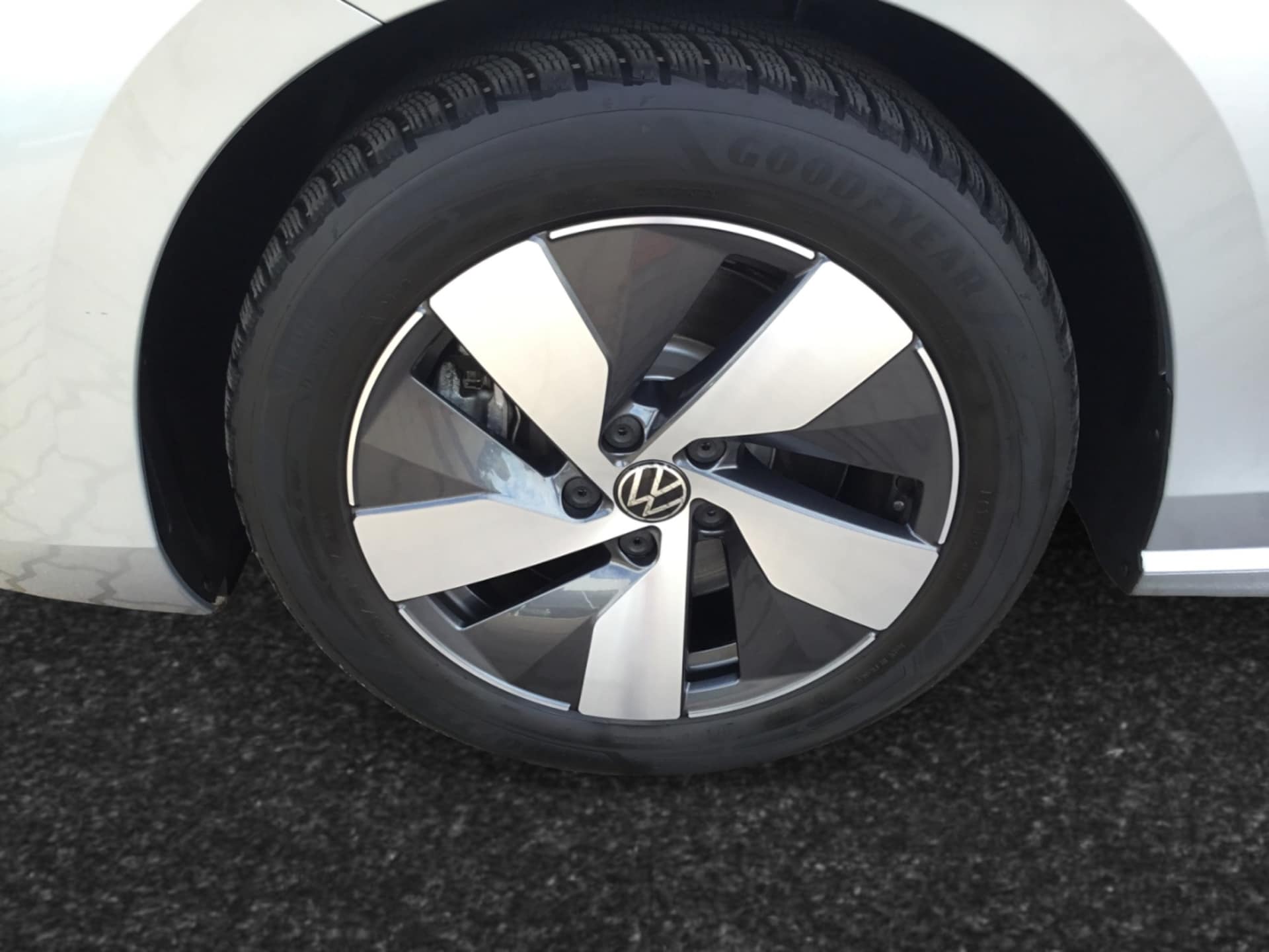 Volkswagen Passat Elegance