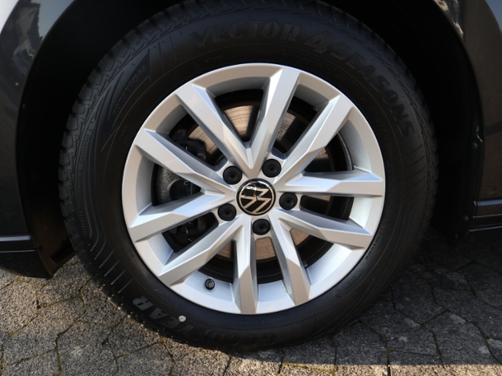 Volkswagen Passat Variant – Bild 4
