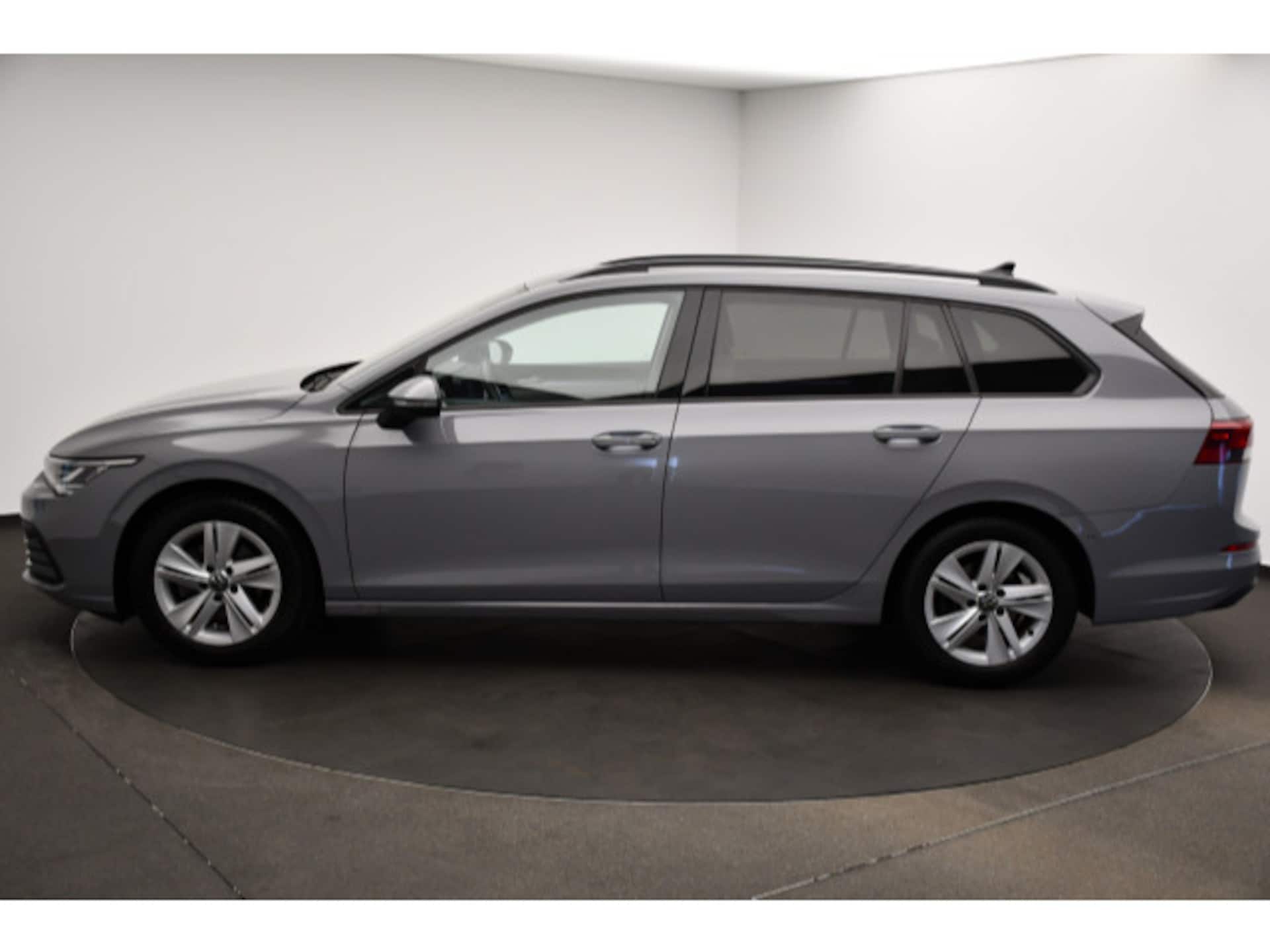 Volkswagen Golf Variant Life