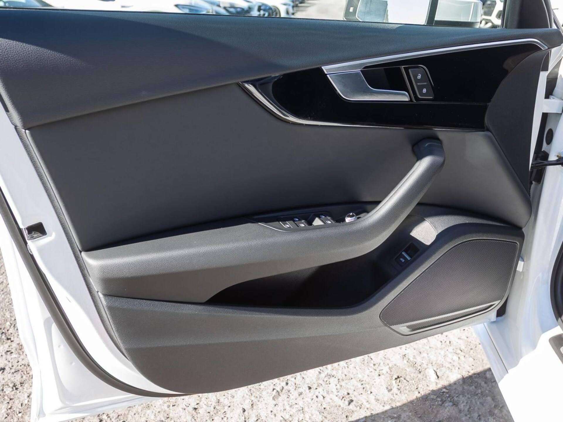 Audi A4 Avant S line