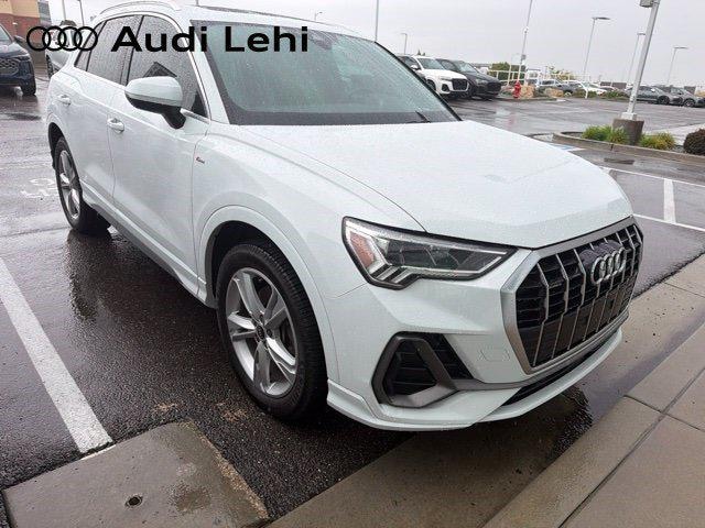 2022 Audi Q3