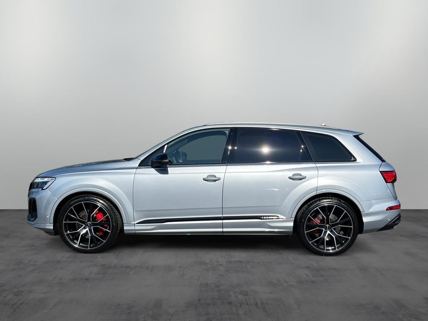 Image about Audi Q7 SUV S line 50 TDI quattro tiptronic