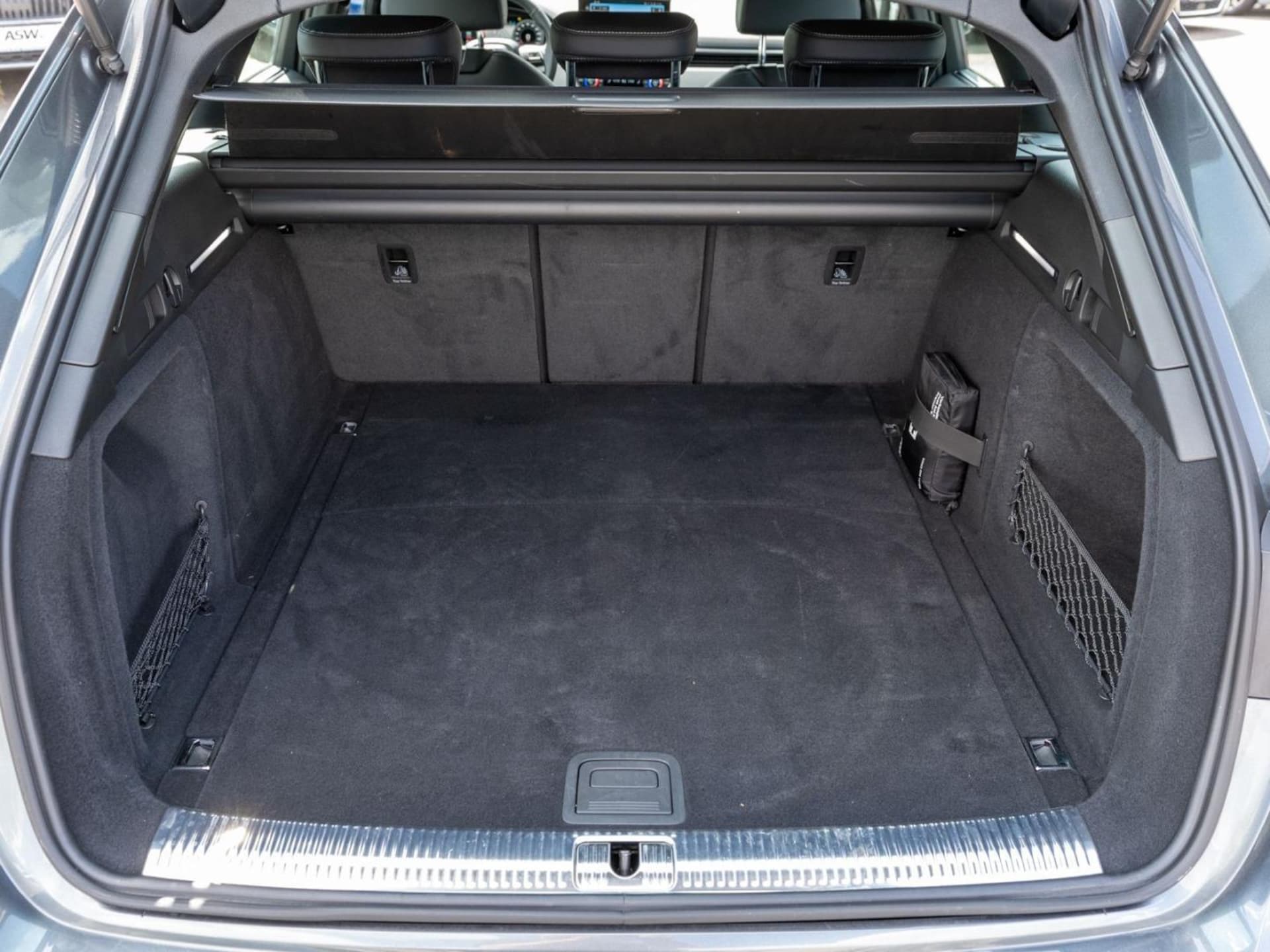 Audi A4 Avant S line