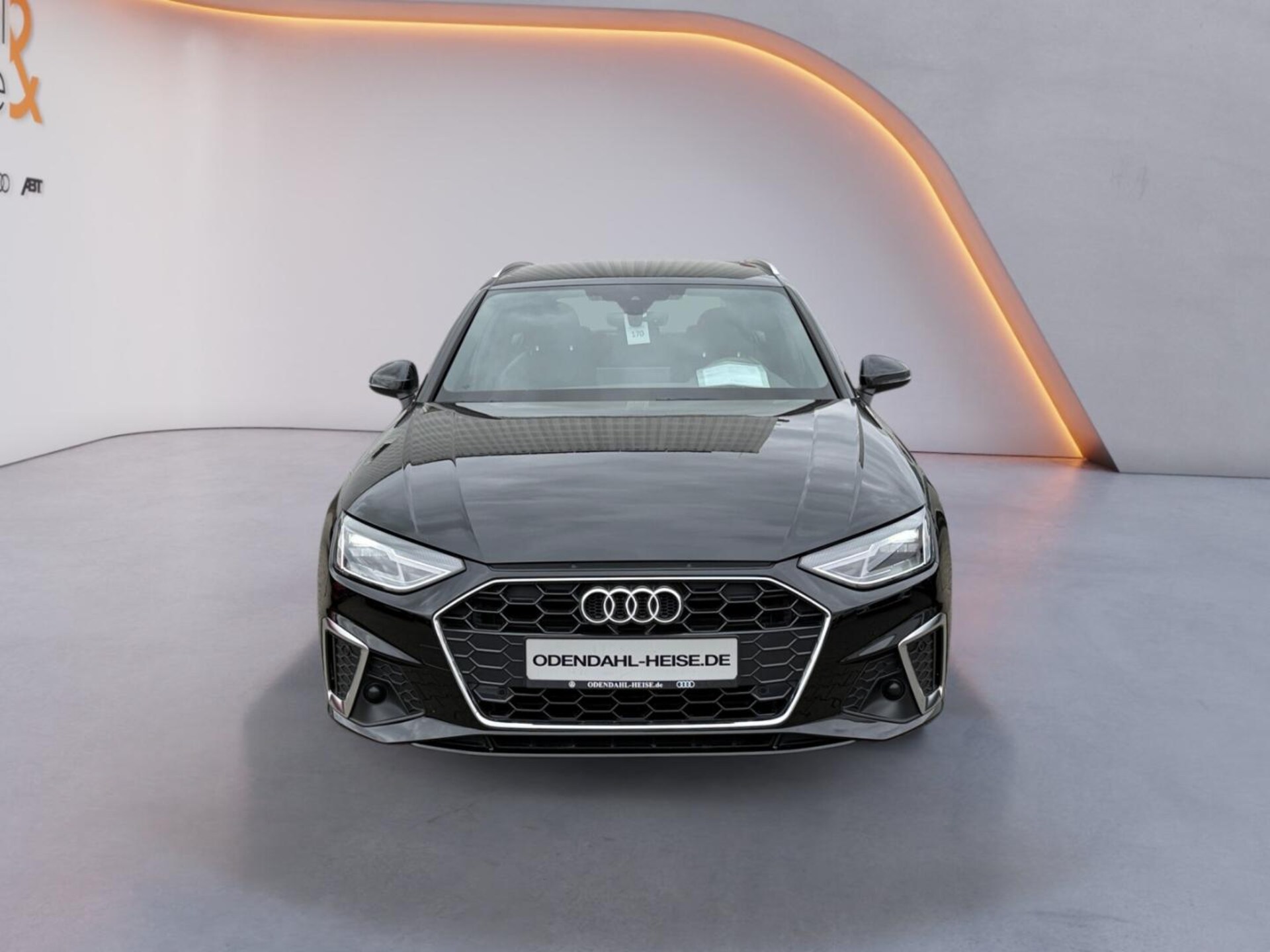 Audi A4 Avant S line