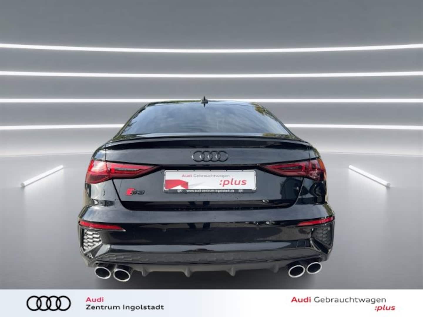 Bild über Audi S3 Limousine TFSI quattro S tronic - für weitere Informationen kontaktieren Sie den Audi Partner