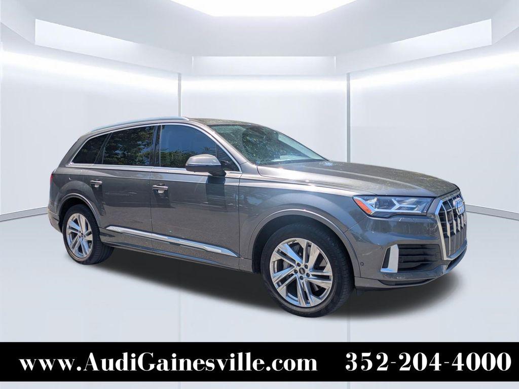 2023 Audi Q7 45 Premium quattro Tiptronic's photo