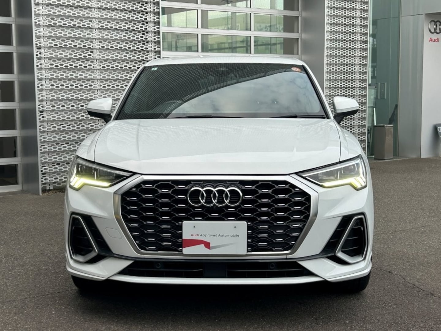 Audi Q3 Sportback 35 TFSI S line for more details contact your dealer