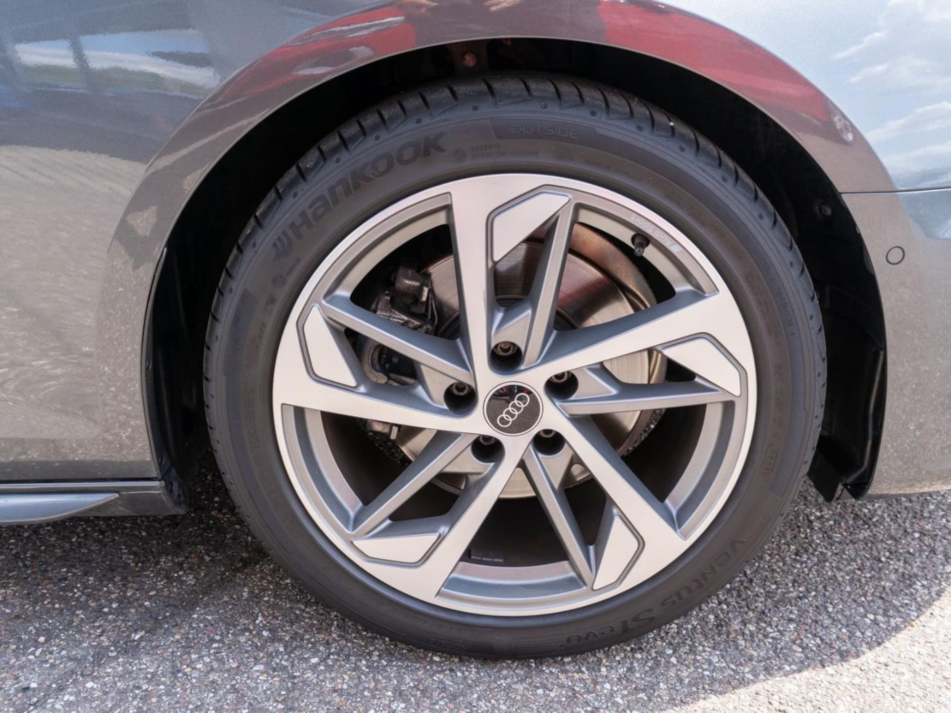 Audi A4 Avant S line