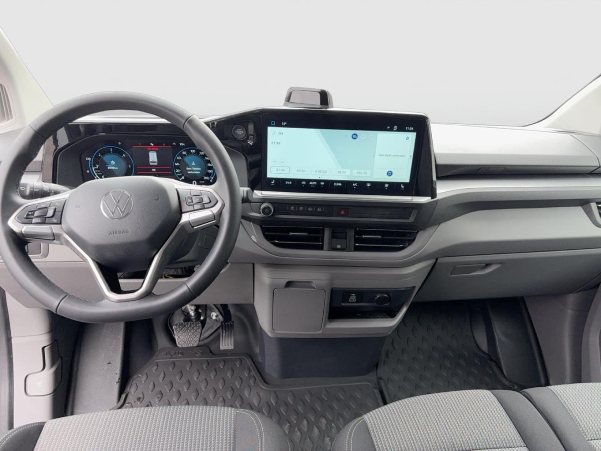 Volkswagen Transporter Kombi langer Radstand