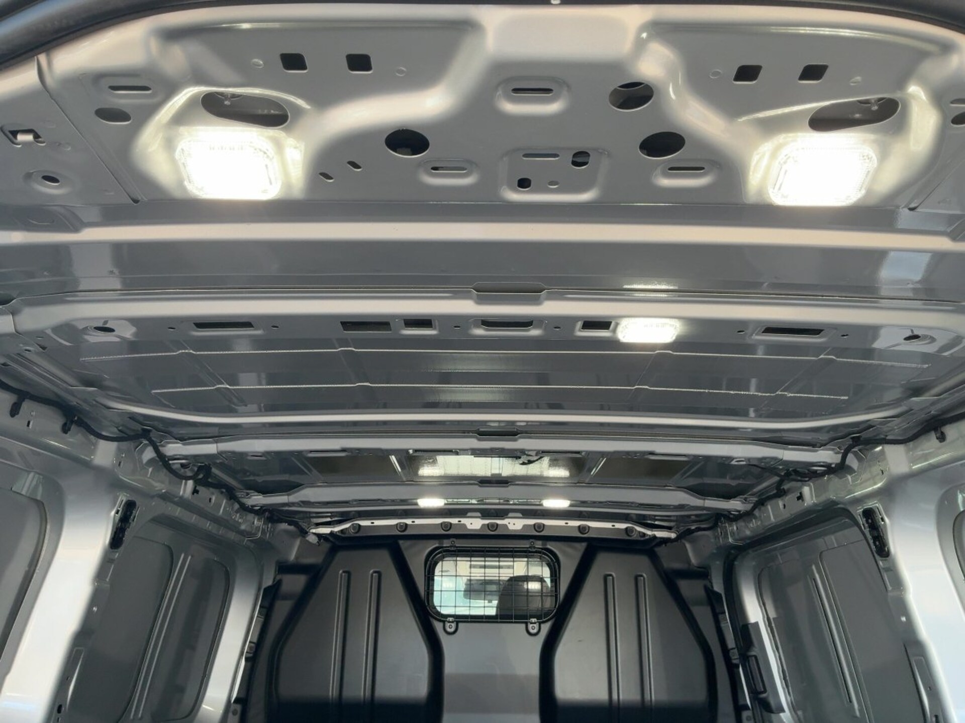 Volkswagen Transporter Kasten kurzer Radstand