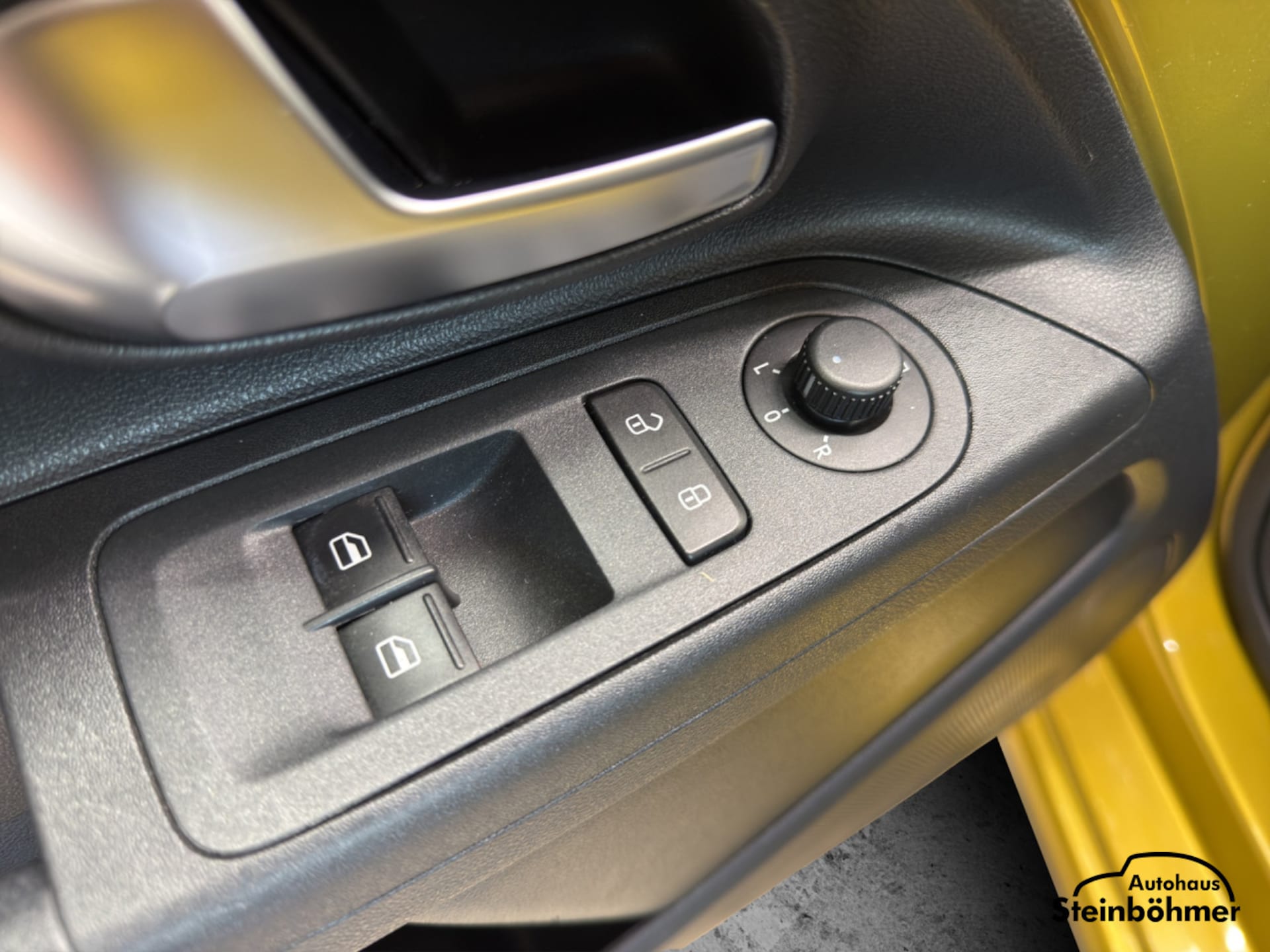 Volkswagen up! move up!