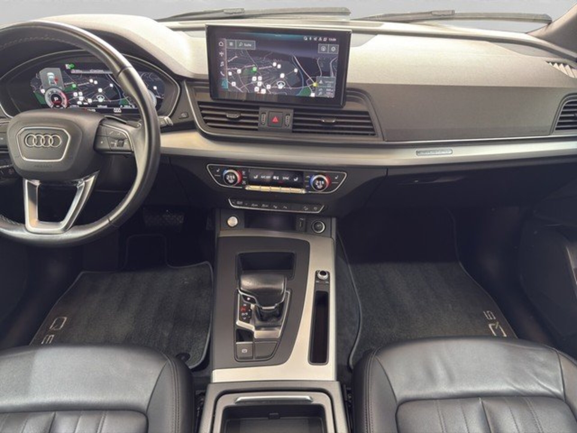 Audi Q5 Sportback S line