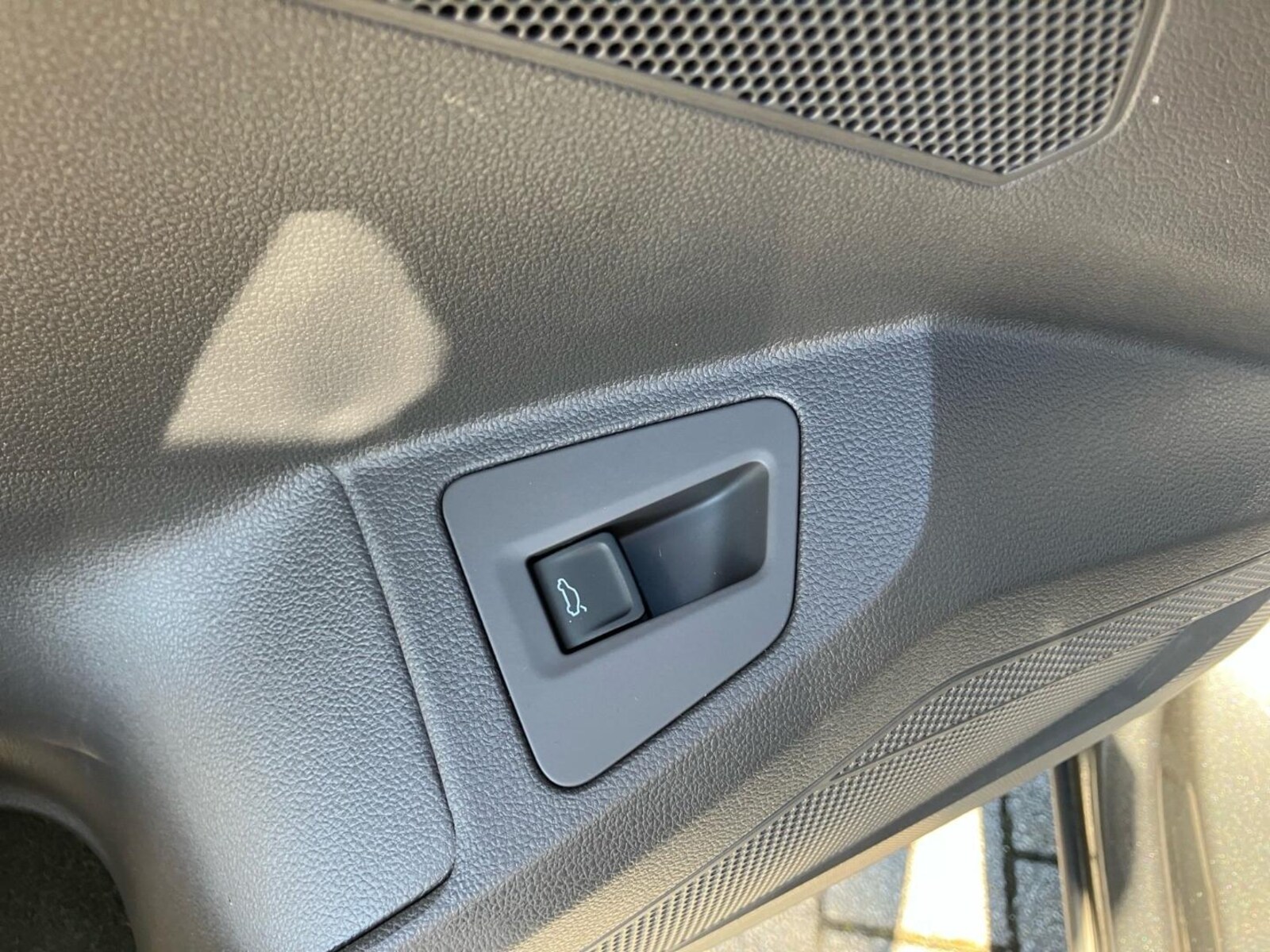 Volkswagen Touareg – Bild 19