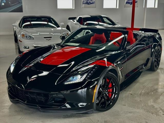 Used 2017 Chevrolet Corvette 2LT with VIN 1G1YY3D78H5107745 for sale in Wilmington, DE