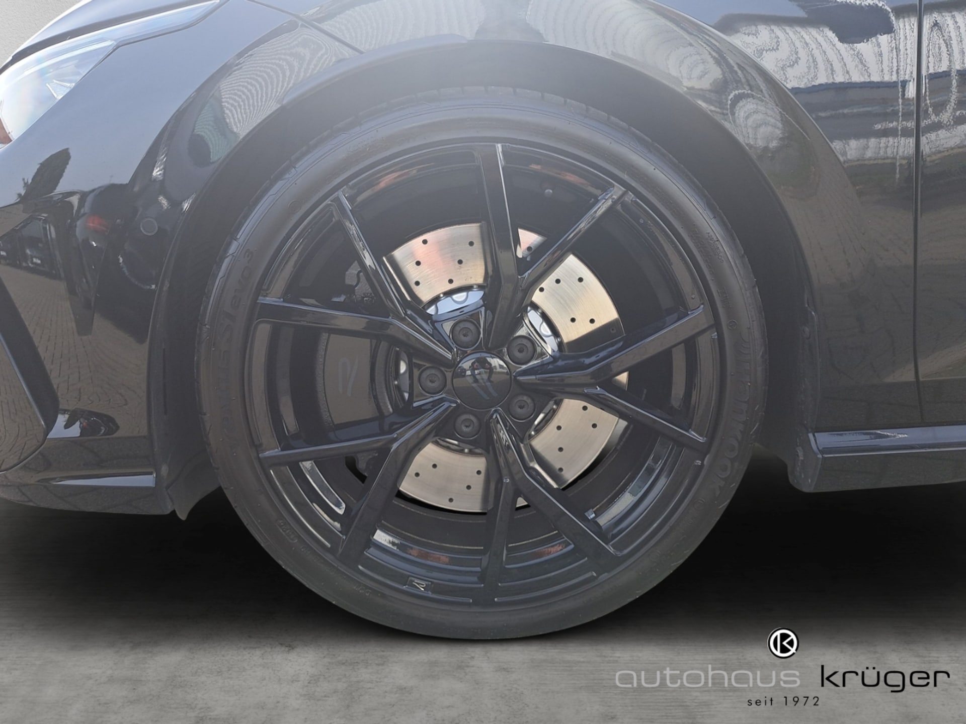 Volkswagen Golf R Black Edition