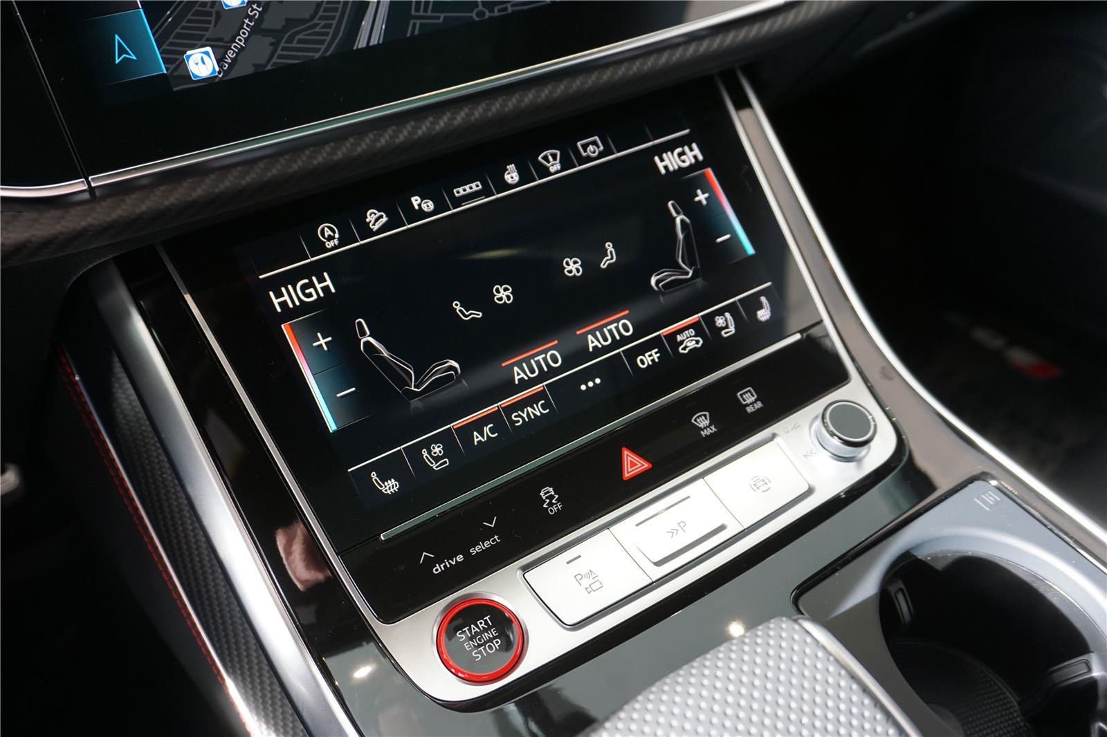 2026 Audi SQ7 Prestige - Photo 13
