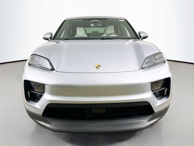 2025 Porsche Macan Electric