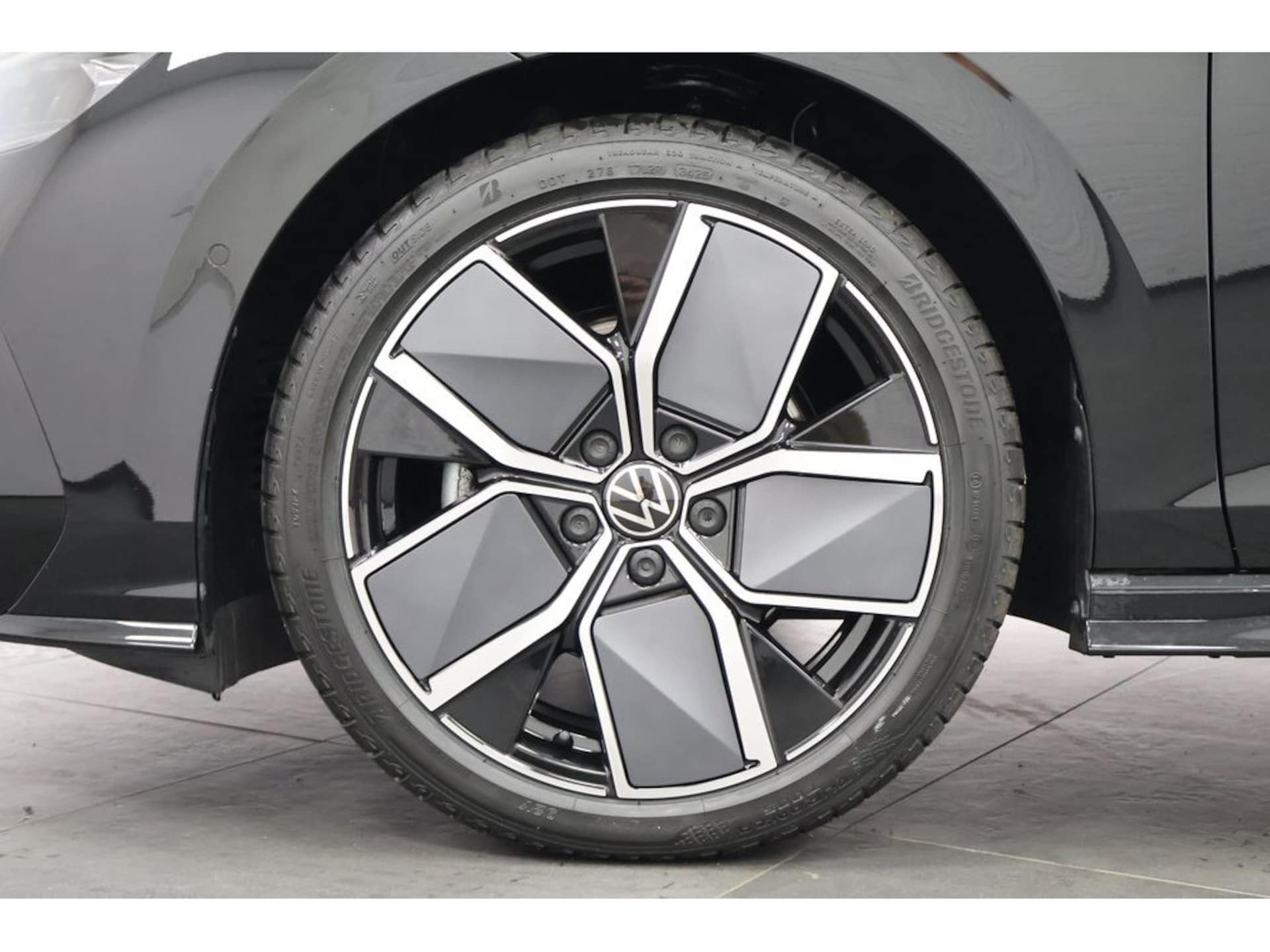 Volkswagen Golf Variant R-Line