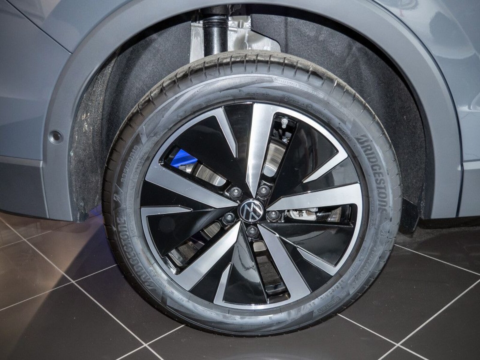 Volkswagen Tiguan – Bild 6